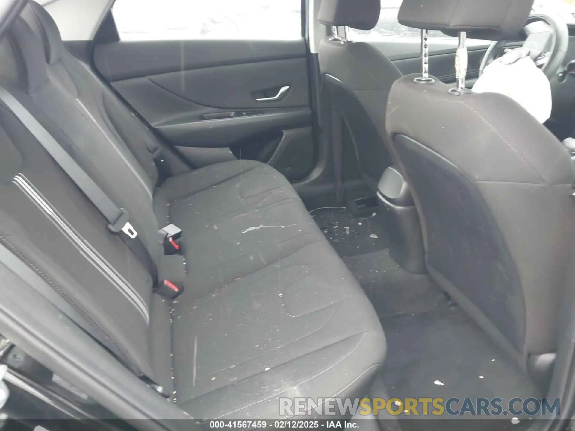 8 Photograph of a damaged car KMHLS4AG0PU549870 HYUNDAI ELANTRA 2023