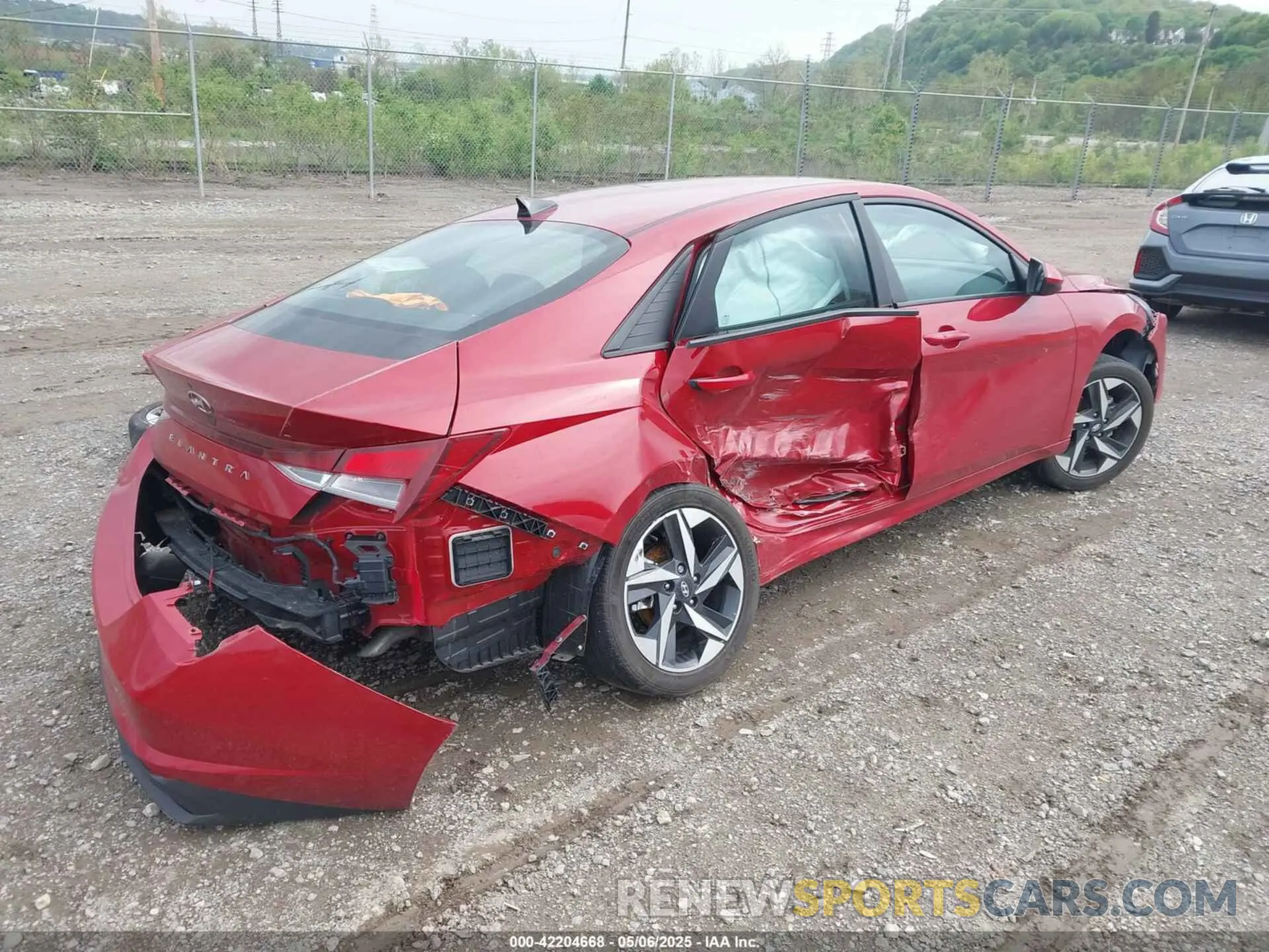 4 Photograph of a damaged car KMHLS4AG1PU459241 HYUNDAI ELANTRA 2023