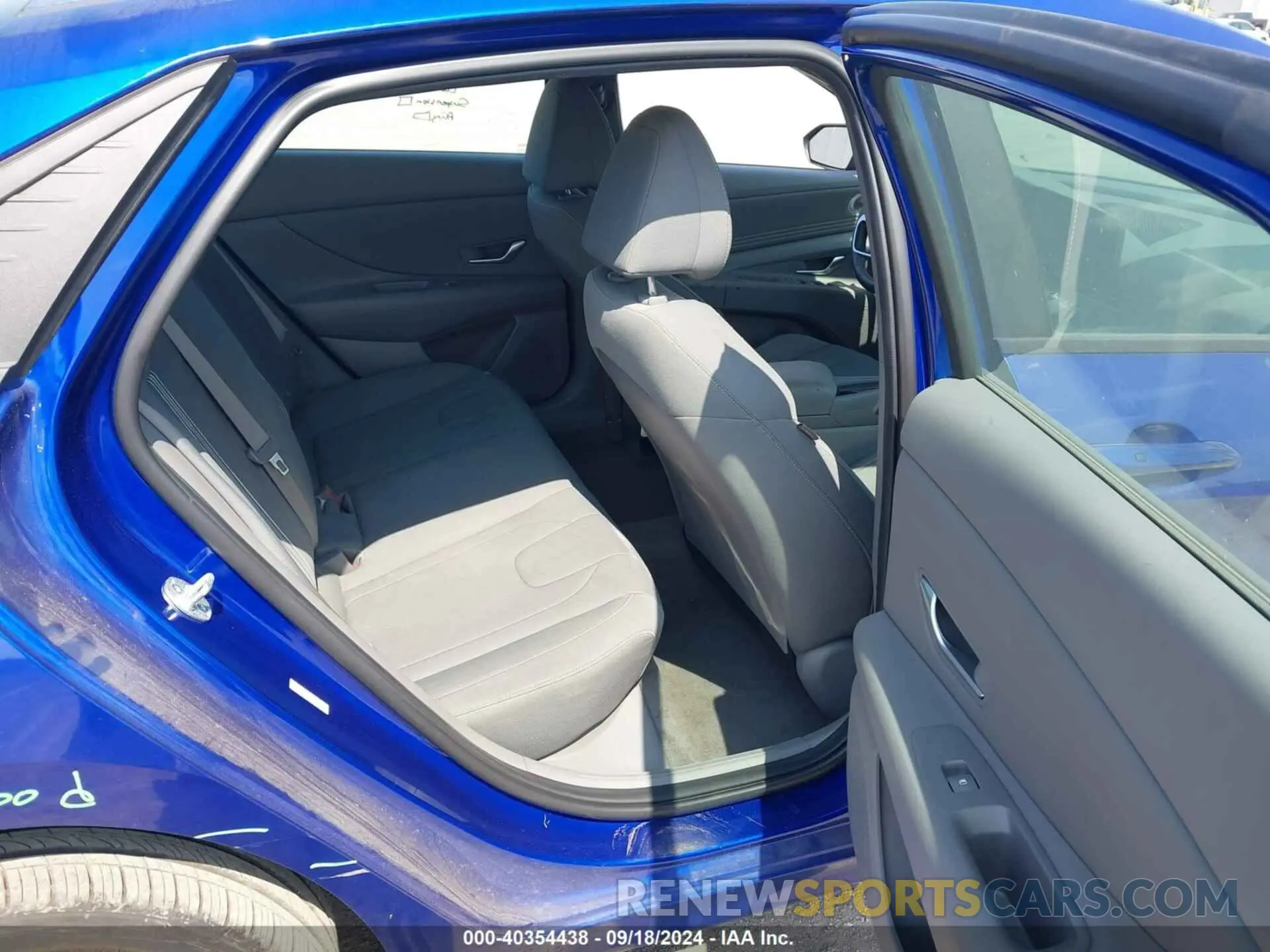 8 Photograph of a damaged car KMHLS4AG1PU476668 HYUNDAI ELANTRA 2023
