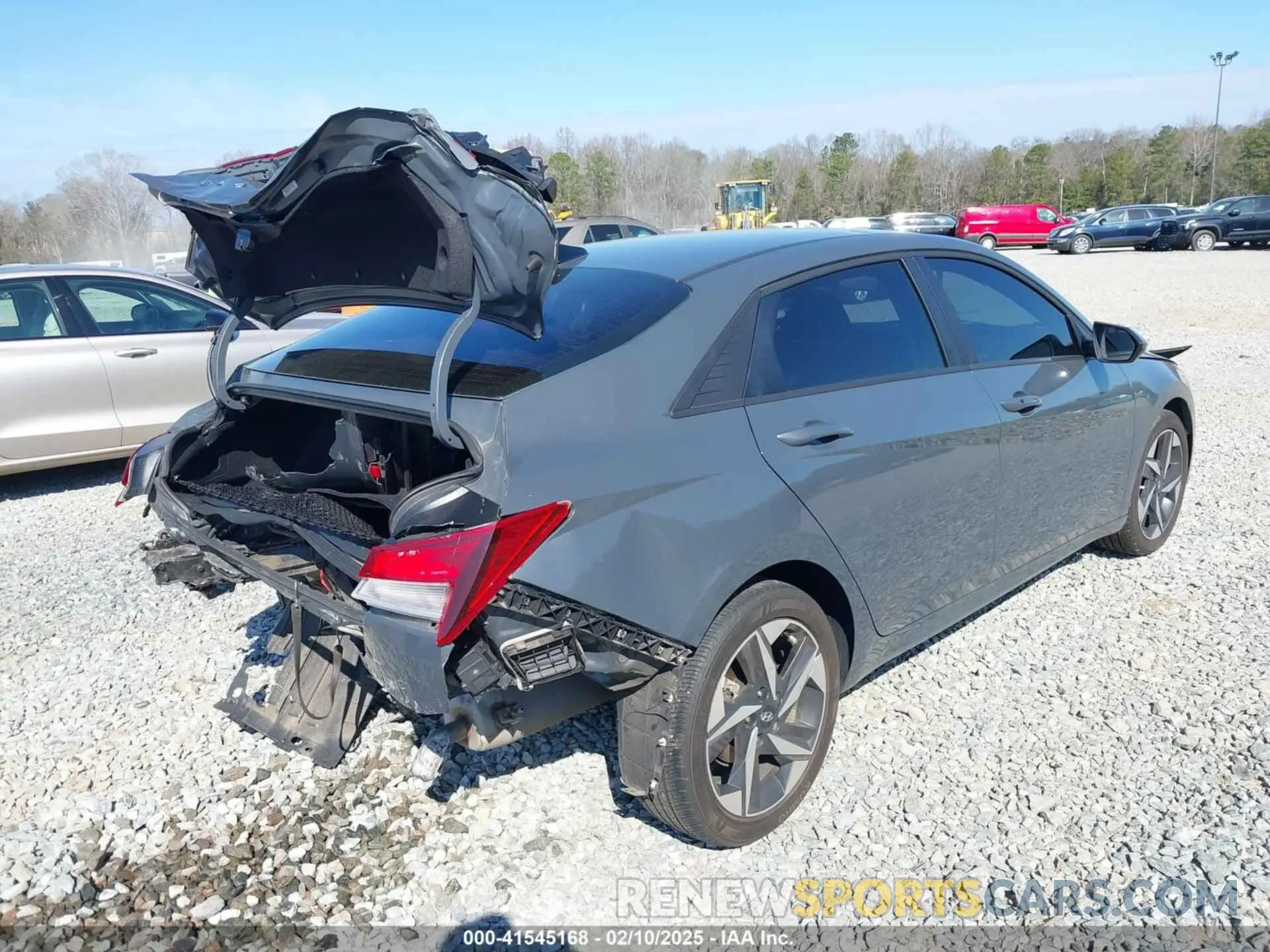 4 Photograph of a damaged car KMHLS4AG1PU567889 HYUNDAI ELANTRA 2023