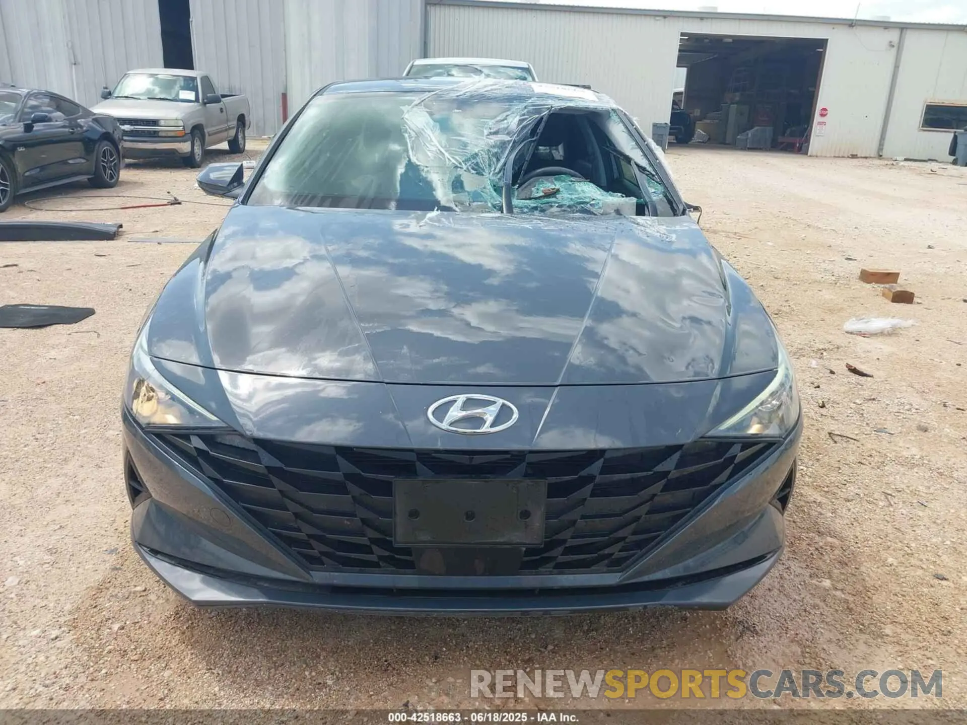 12 Фотография поврежденного автомобиля KMHLS4AG1PU579282 HYUNDAI ELANTRA 2023