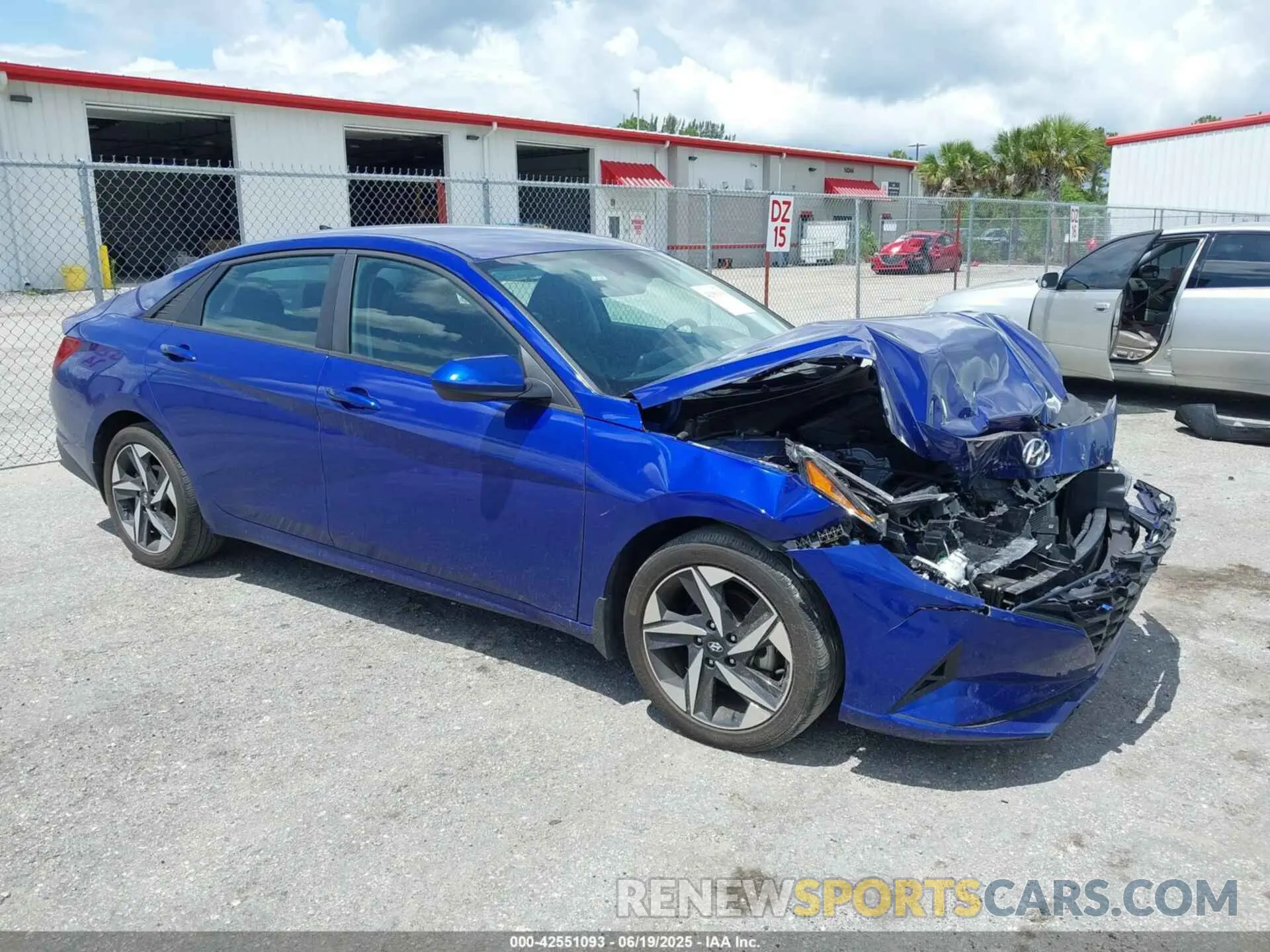 1 Photograph of a damaged car KMHLS4AG2PU584829 HYUNDAI ELANTRA 2023