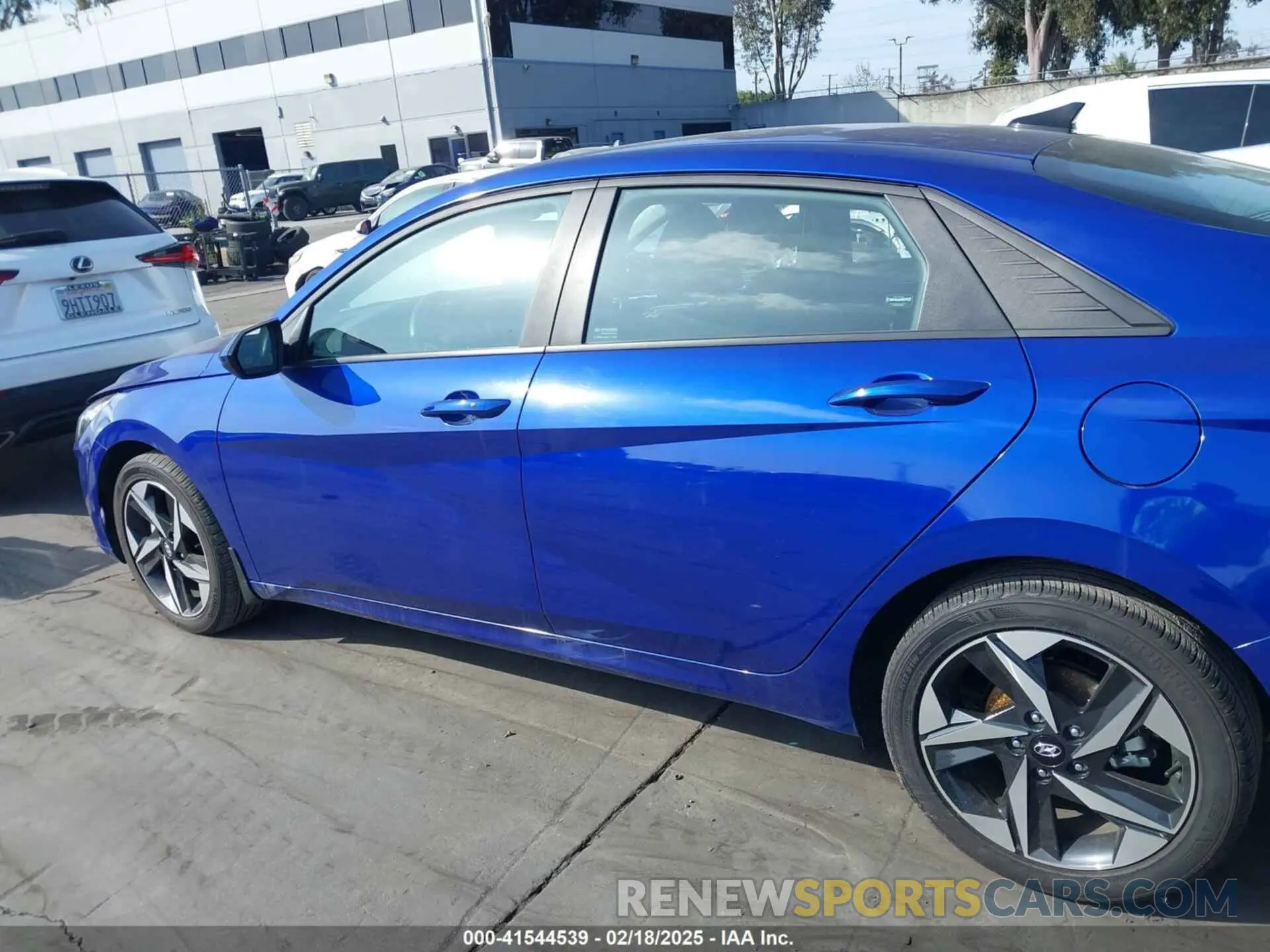 15 Фотография поврежденного автомобиля KMHLS4AG2PU603511 HYUNDAI ELANTRA 2023