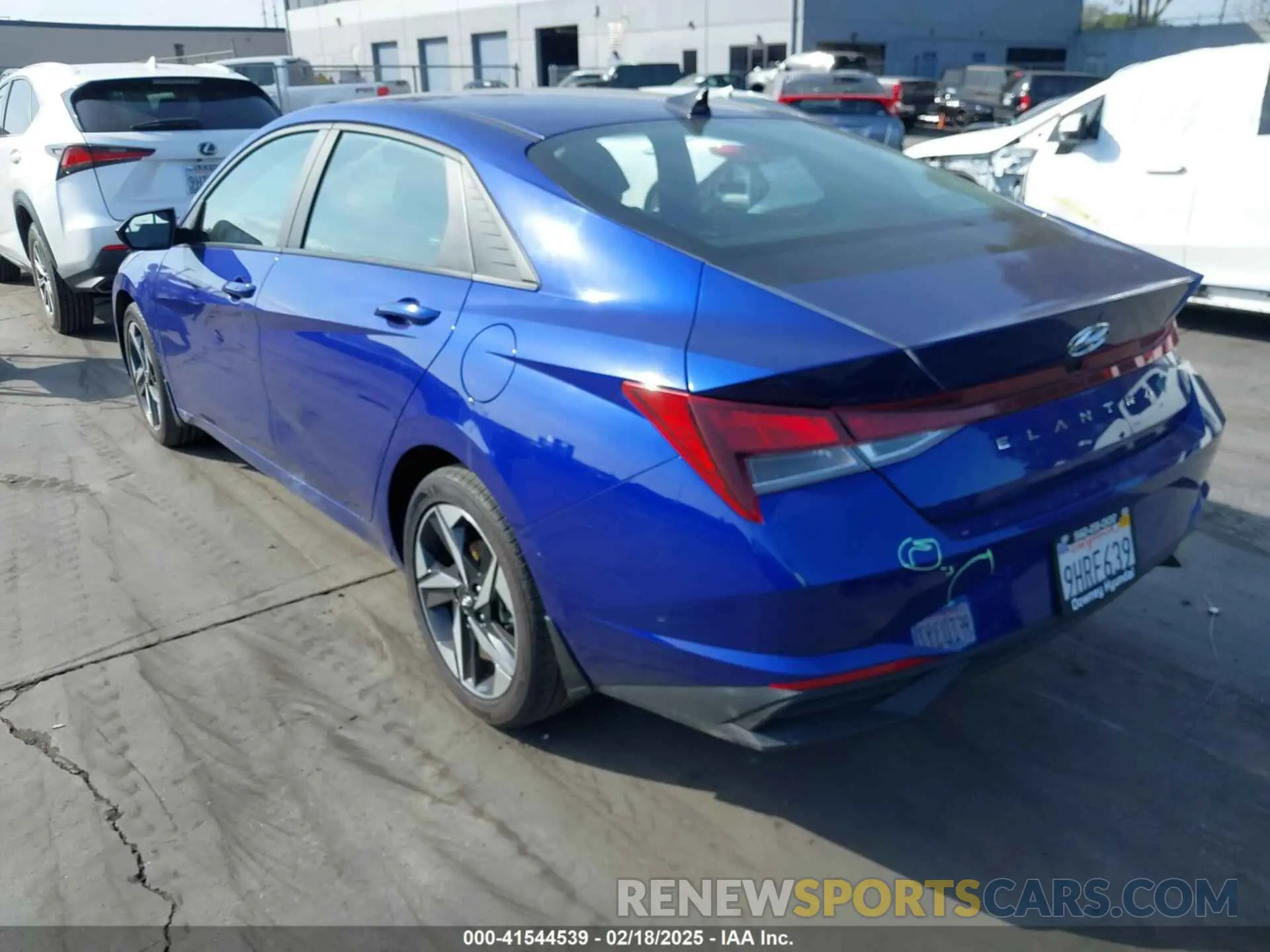 3 Фотография поврежденного автомобиля KMHLS4AG2PU603511 HYUNDAI ELANTRA 2023