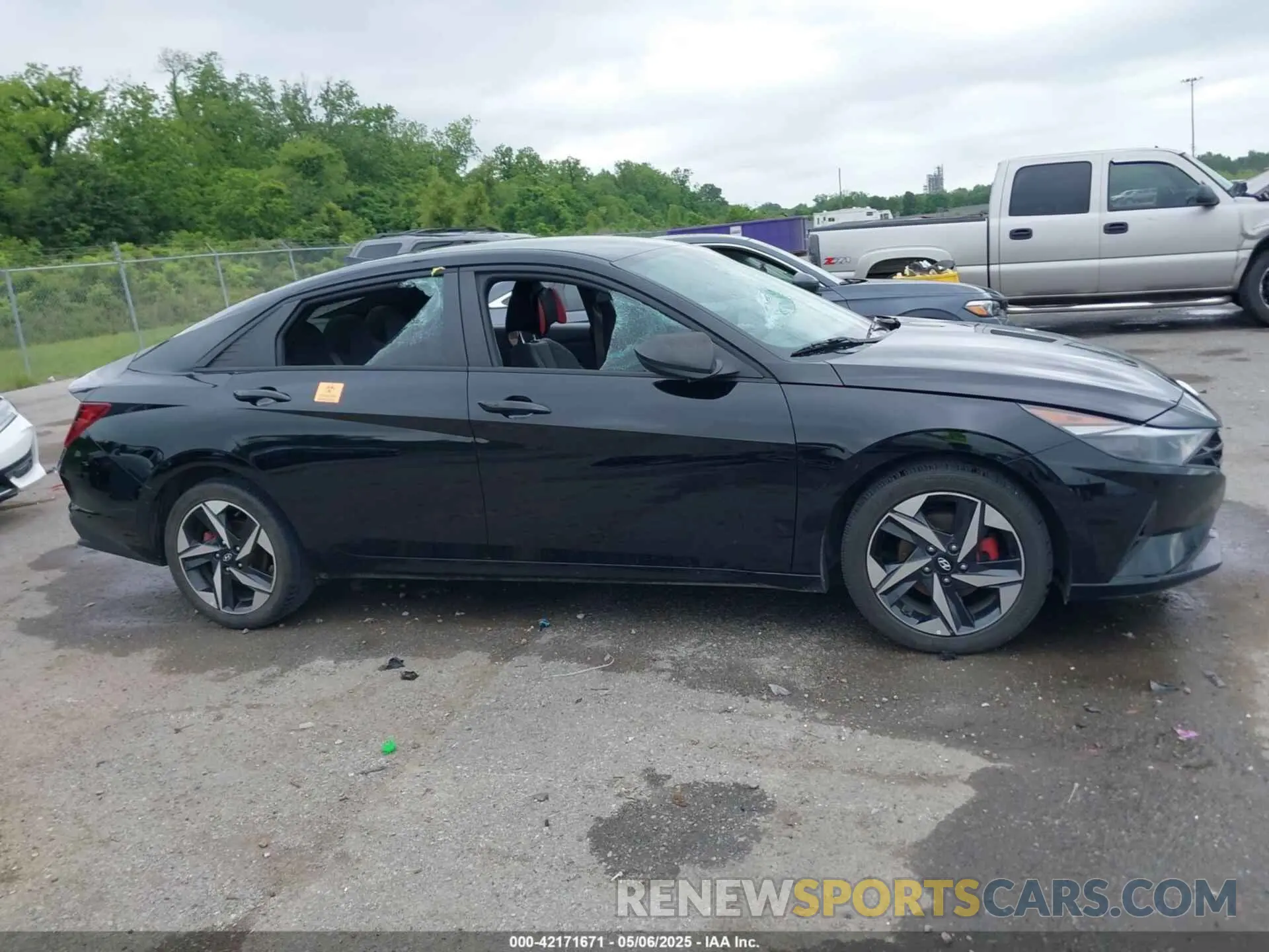 13 Photograph of a damaged car KMHLS4AG3PU572771 HYUNDAI ELANTRA 2023