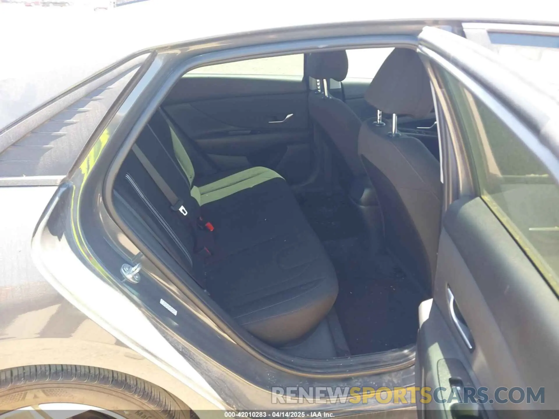 8 Photograph of a damaged car KMHLS4AG3PU594883 HYUNDAI ELANTRA 2023
