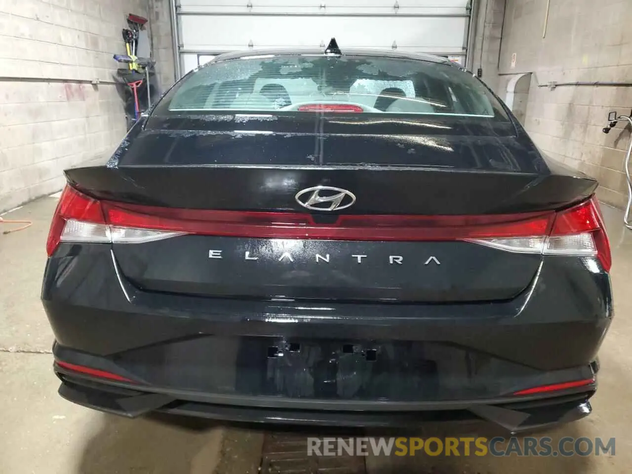 6 Photograph of a damaged car KMHLS4AG3PU608460 HYUNDAI ELANTRA 2023