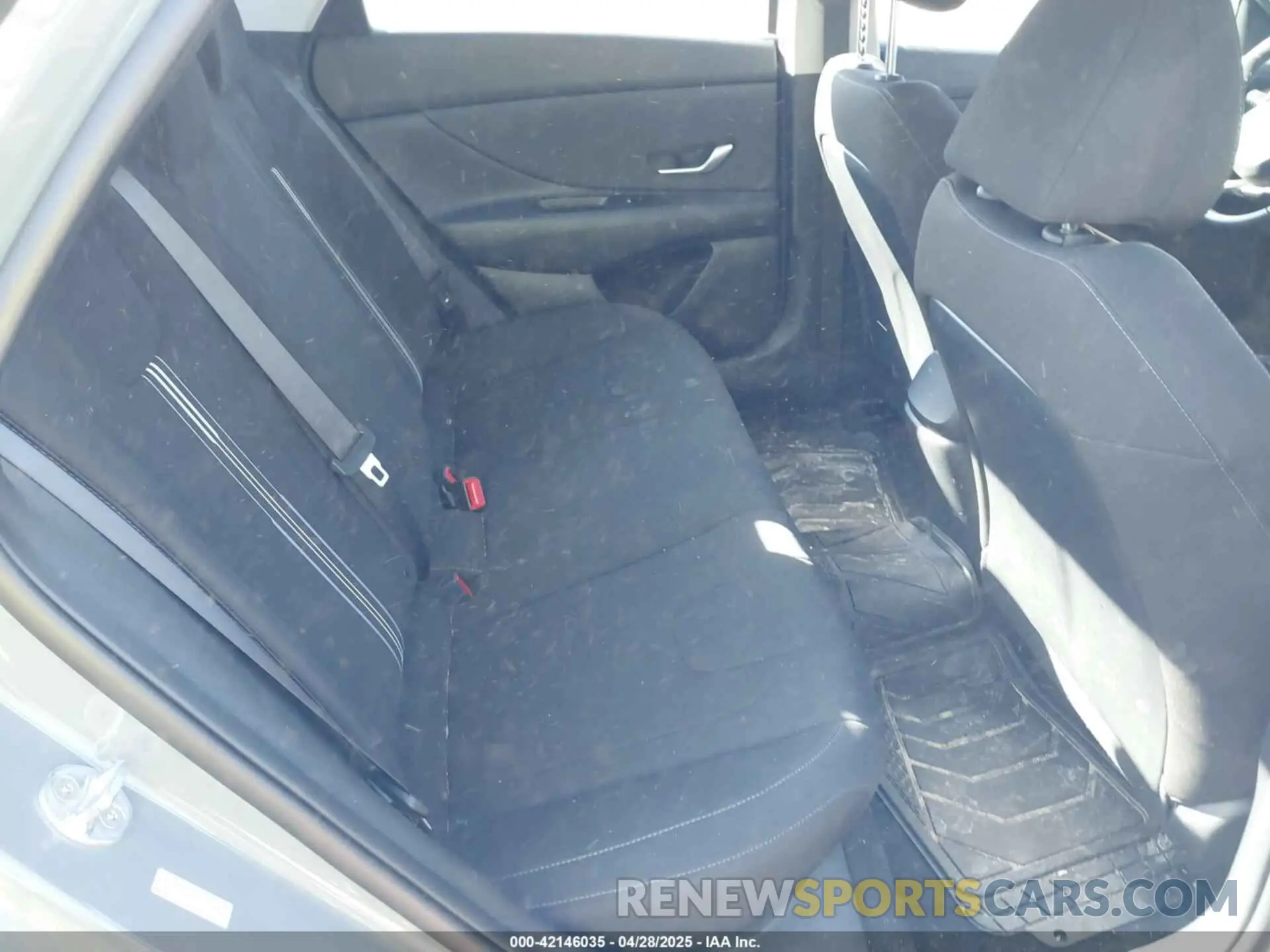 8 Фотография поврежденного автомобиля KMHLS4AG4PU384194 HYUNDAI ELANTRA 2023