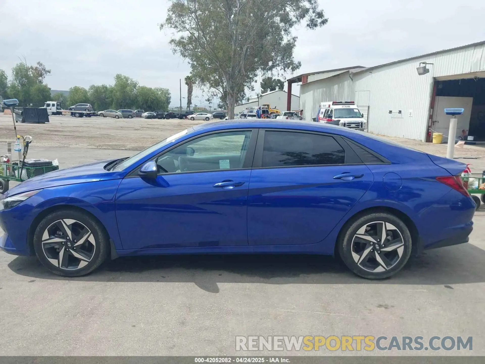 14 Photograph of a damaged car KMHLS4AG4PU427318 HYUNDAI ELANTRA 2023