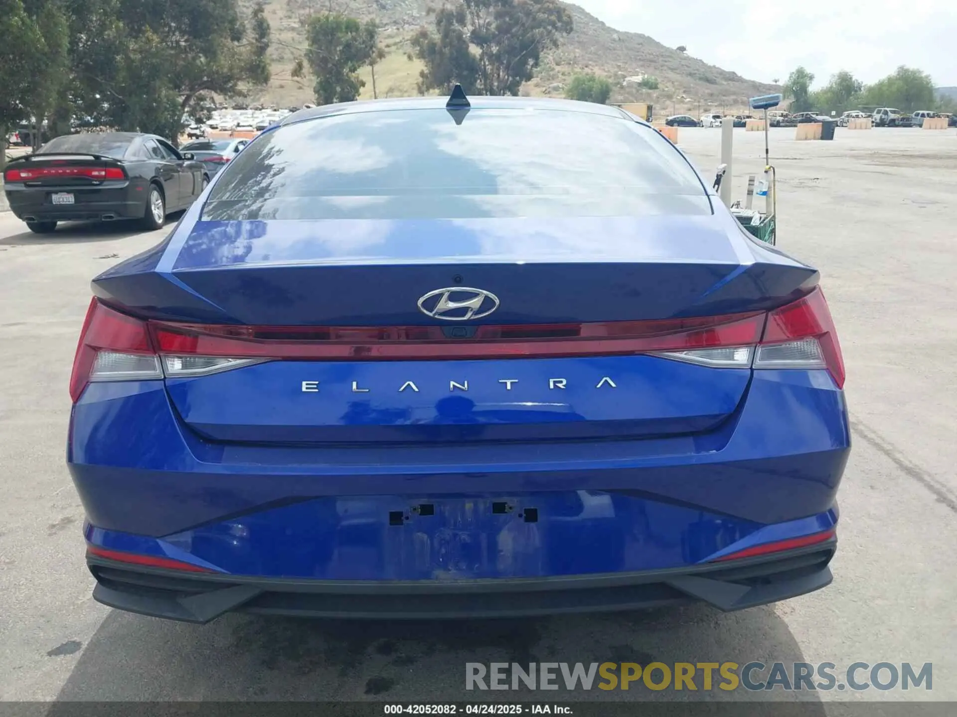 16 Photograph of a damaged car KMHLS4AG4PU427318 HYUNDAI ELANTRA 2023