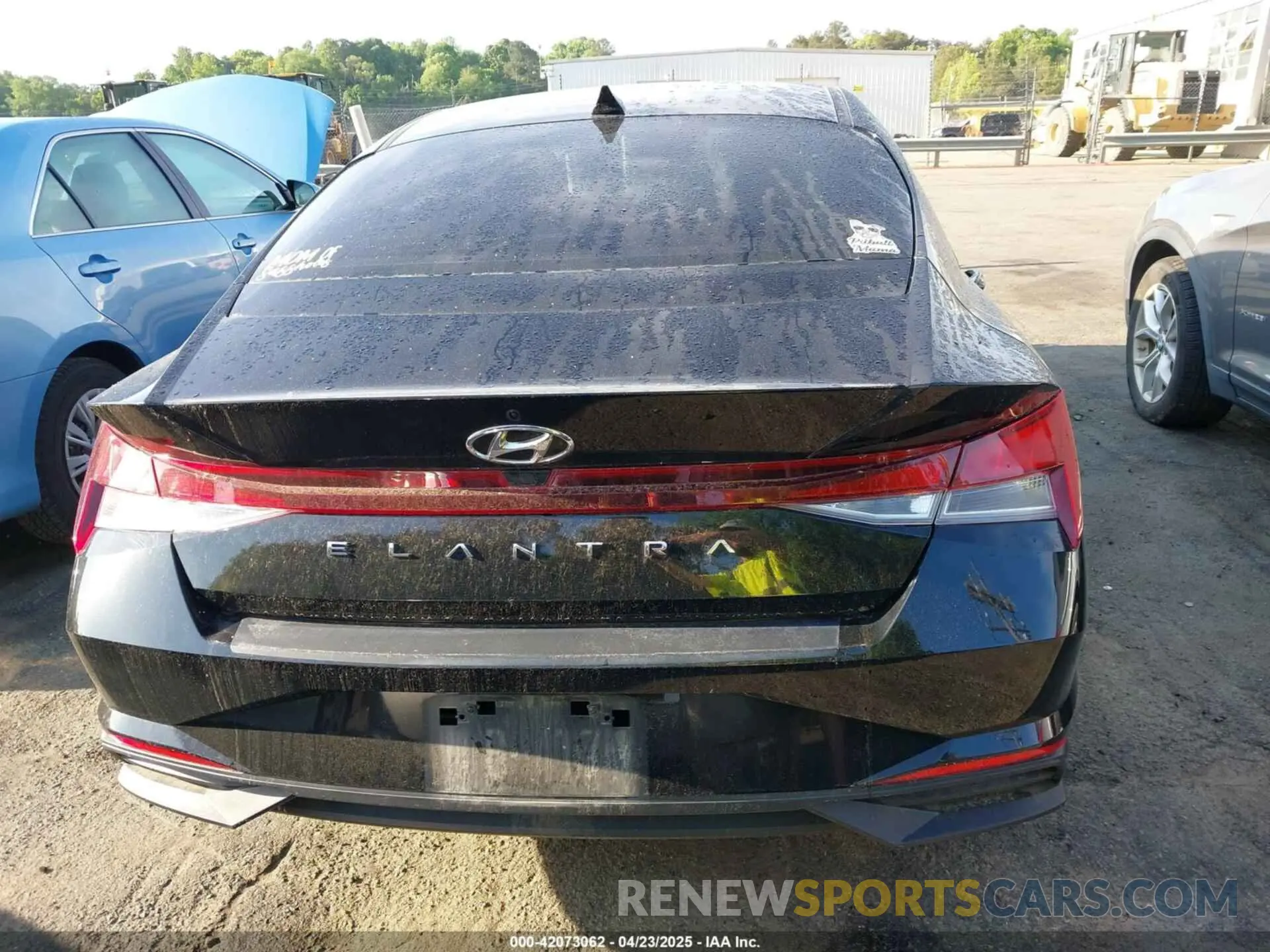 16 Photograph of a damaged car KMHLS4AG4PU526639 HYUNDAI ELANTRA 2023