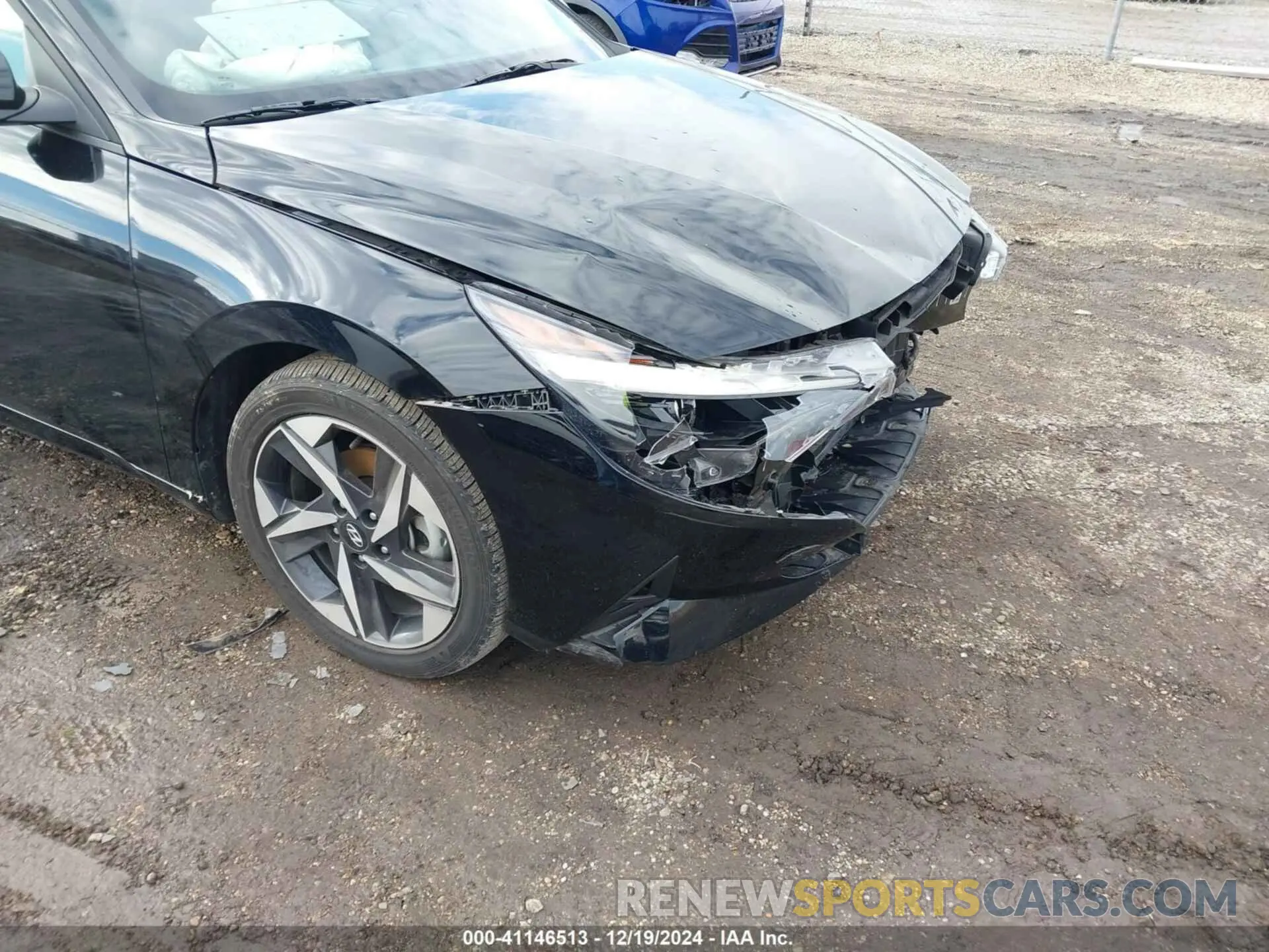 18 Photograph of a damaged car KMHLS4AG4PU558779 HYUNDAI ELANTRA 2023
