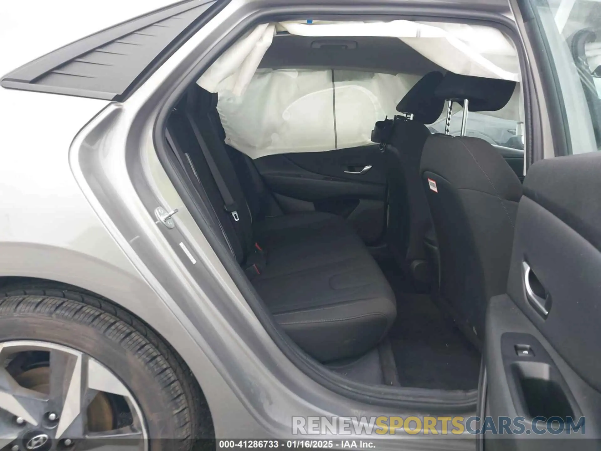 8 Фотография поврежденного автомобиля KMHLS4AG5PU551582 HYUNDAI ELANTRA 2023