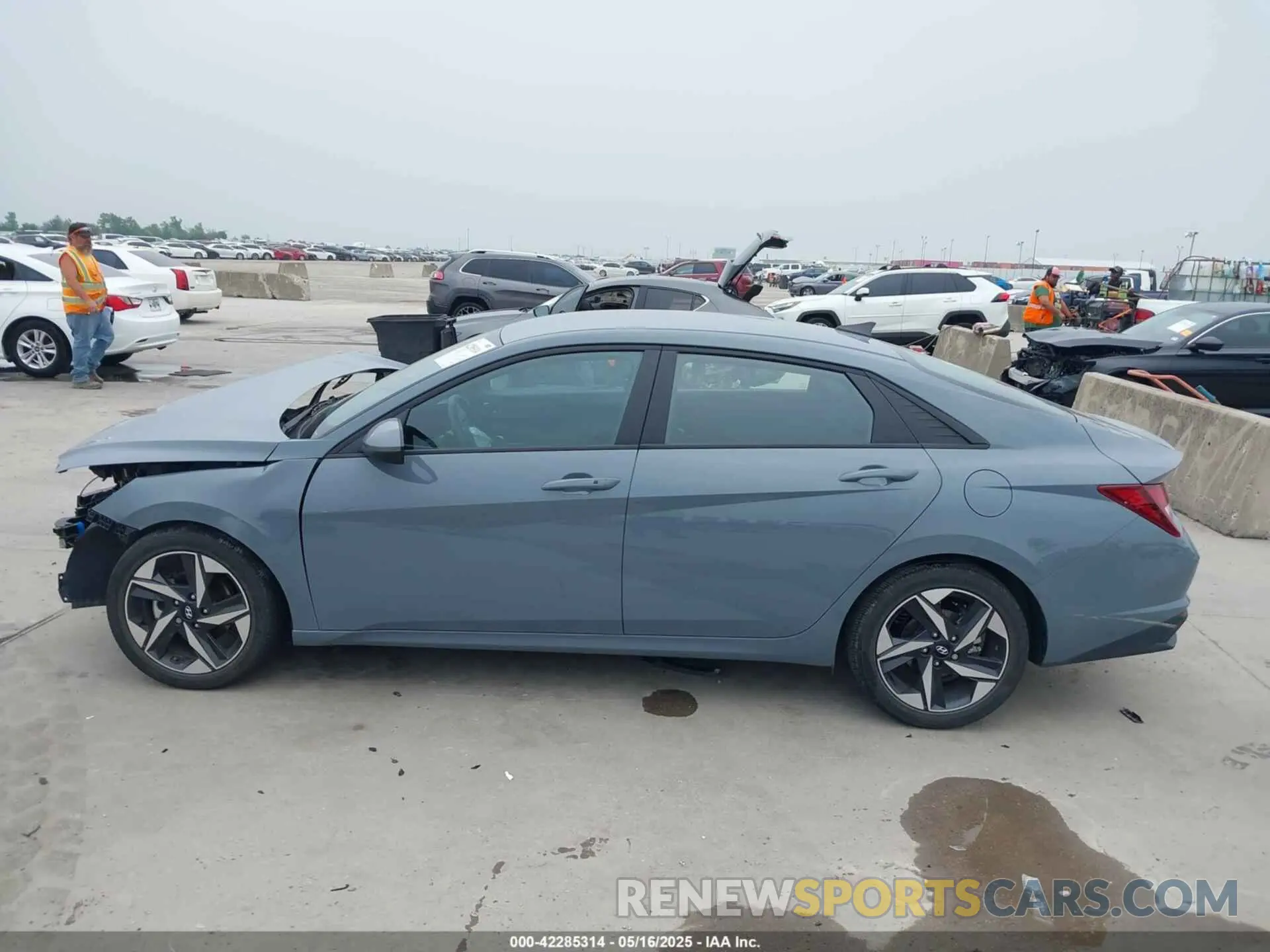 15 Photograph of a damaged car KMHLS4AG6PU436750 HYUNDAI ELANTRA 2023