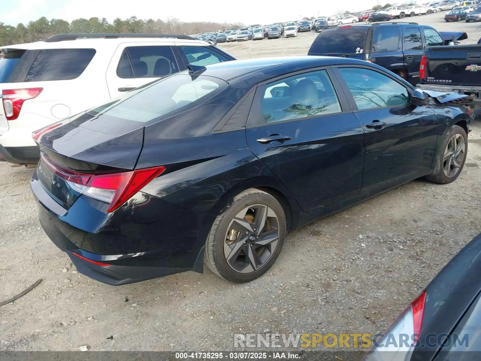 4 Photograph of a damaged car KMHLS4AG7PU408729 HYUNDAI ELANTRA 2023