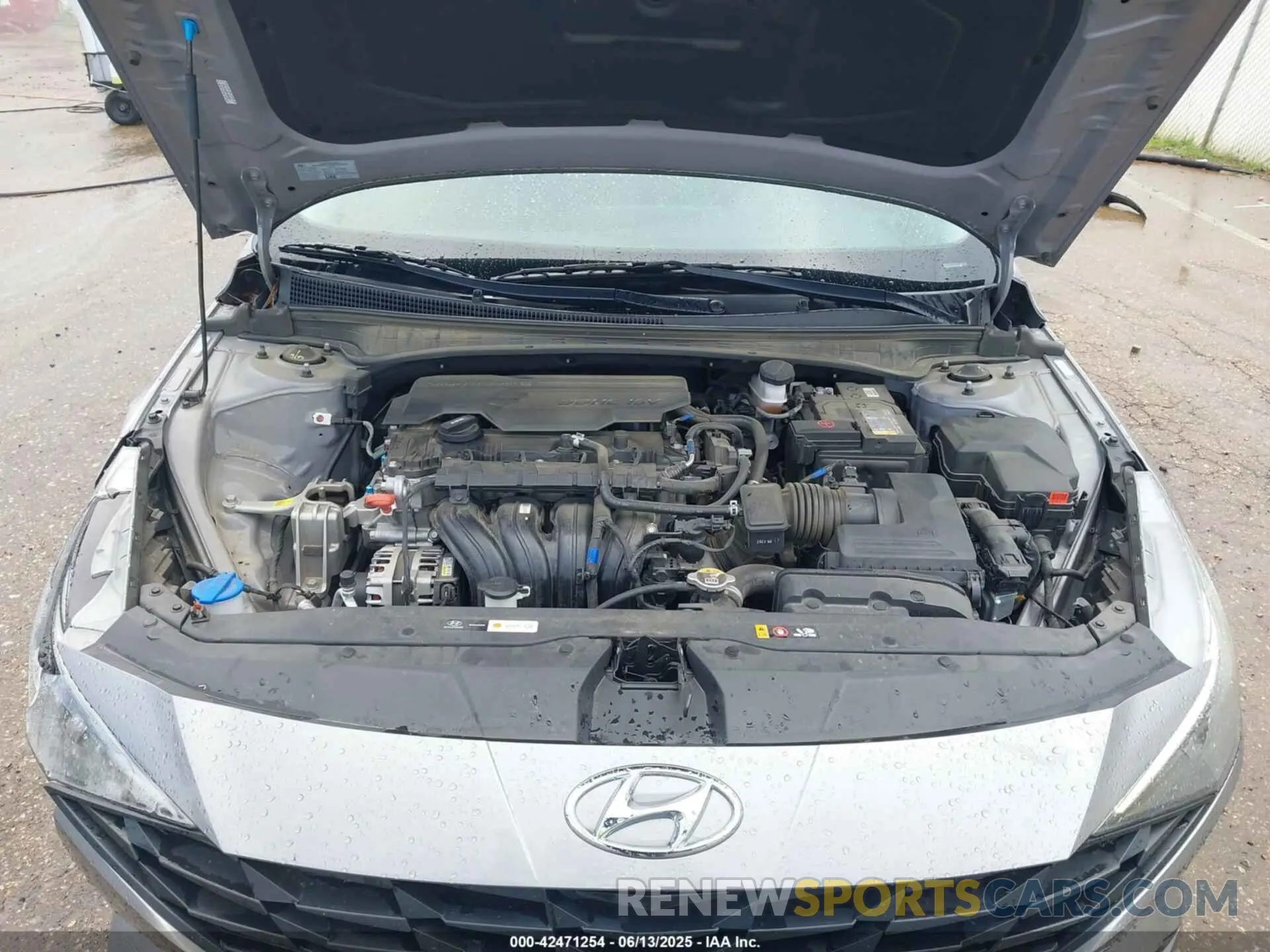 10 Photograph of a damaged car KMHLS4AG8PU555982 HYUNDAI ELANTRA 2023