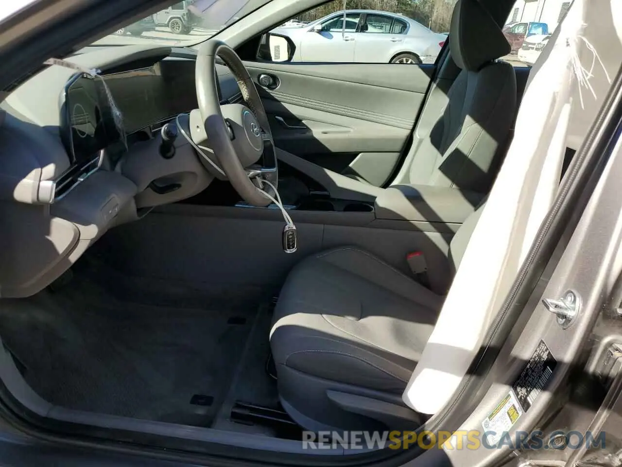 7 Фотография поврежденного автомобиля KMHLS4AG8PU617140 HYUNDAI ELANTRA 2023