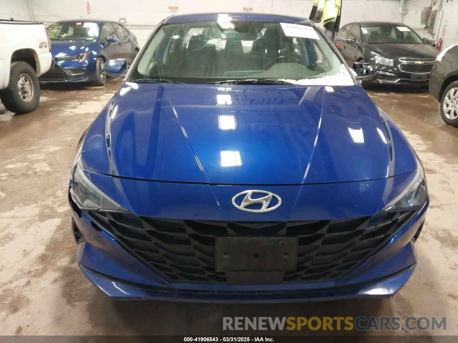 12 Photograph of a damaged car KMHLS4AG9PU432403 HYUNDAI ELANTRA 2023