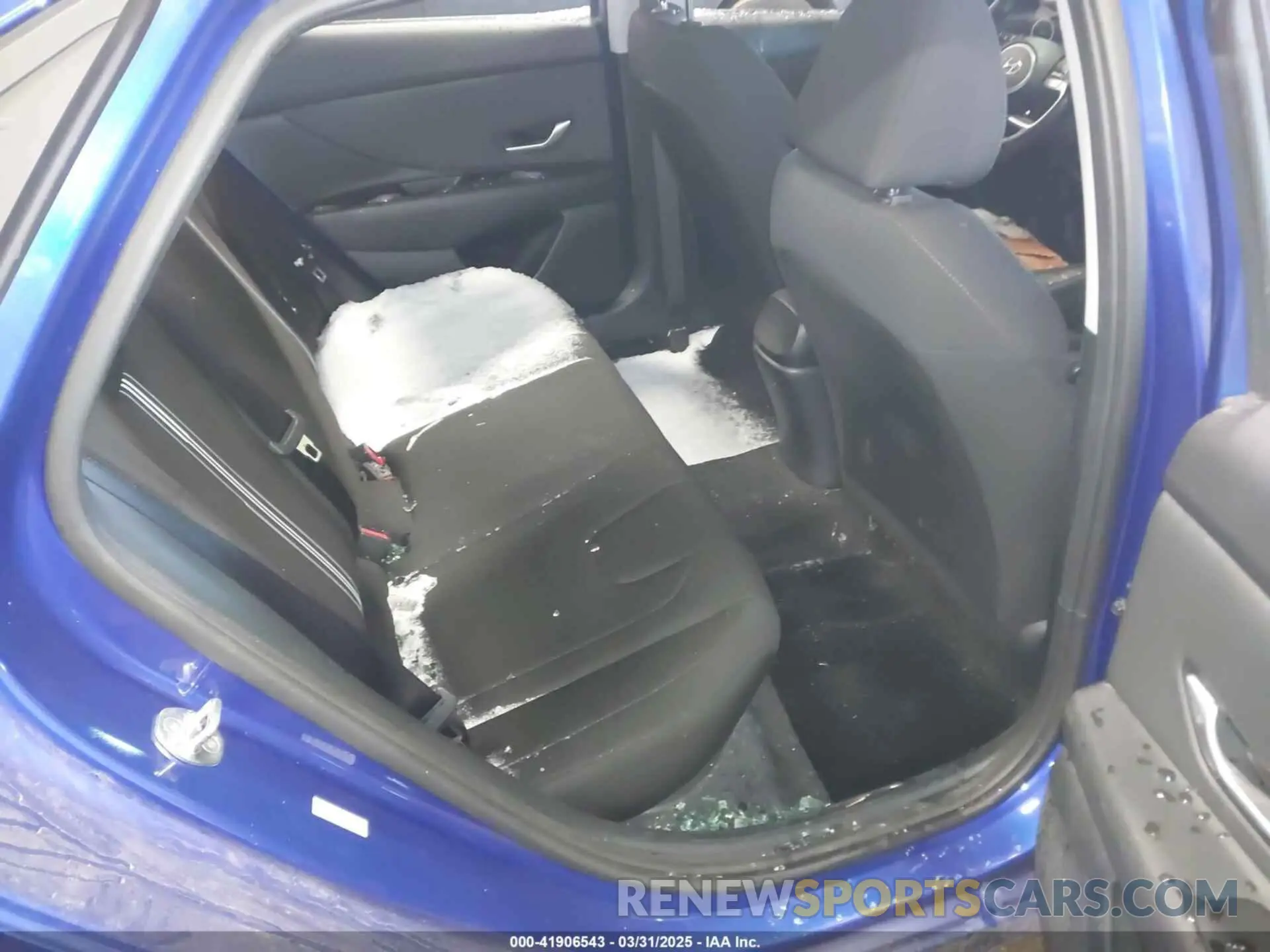 8 Photograph of a damaged car KMHLS4AG9PU432403 HYUNDAI ELANTRA 2023