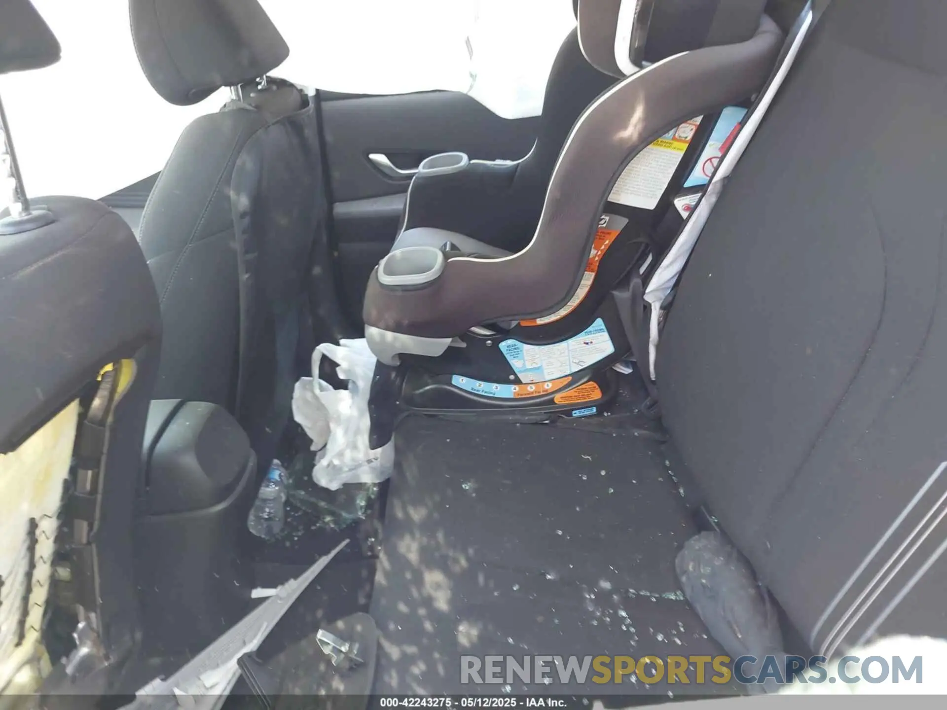 8 Photograph of a damaged car KMHLS4AG9PU453235 HYUNDAI ELANTRA 2023