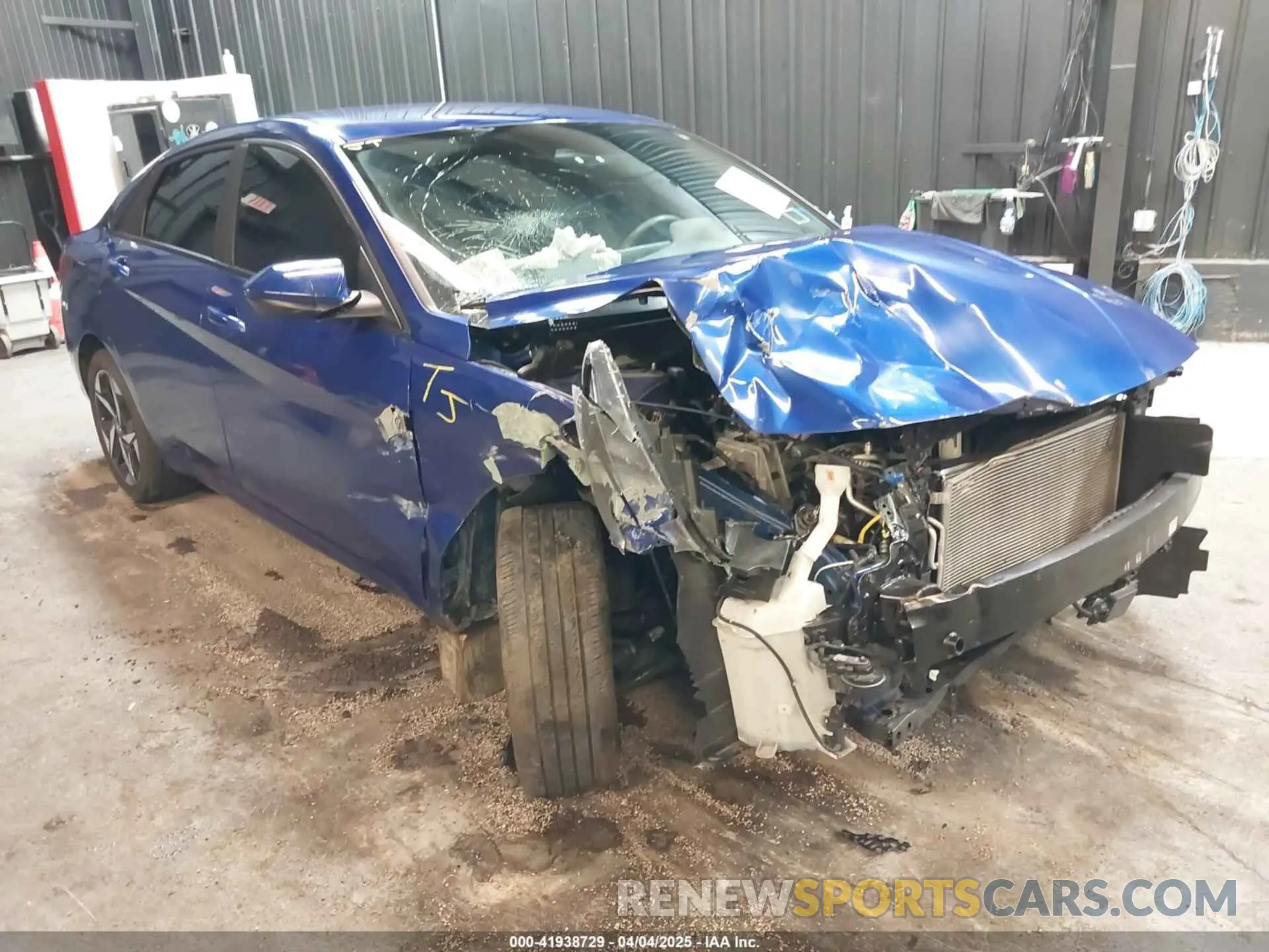 1 Фотография поврежденного автомобиля KMHLS4AG9PU558924 HYUNDAI ELANTRA 2023