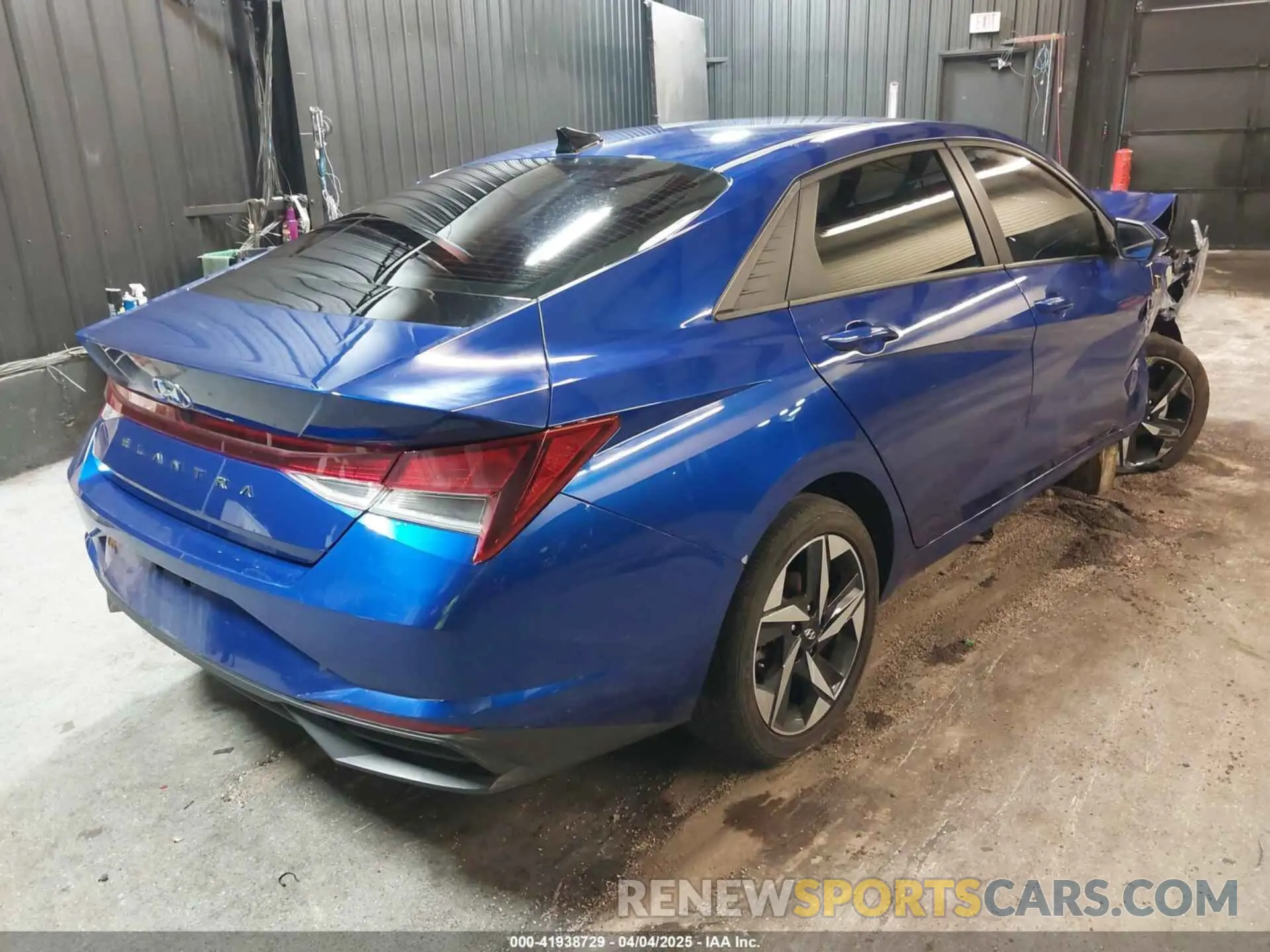 4 Фотография поврежденного автомобиля KMHLS4AG9PU558924 HYUNDAI ELANTRA 2023