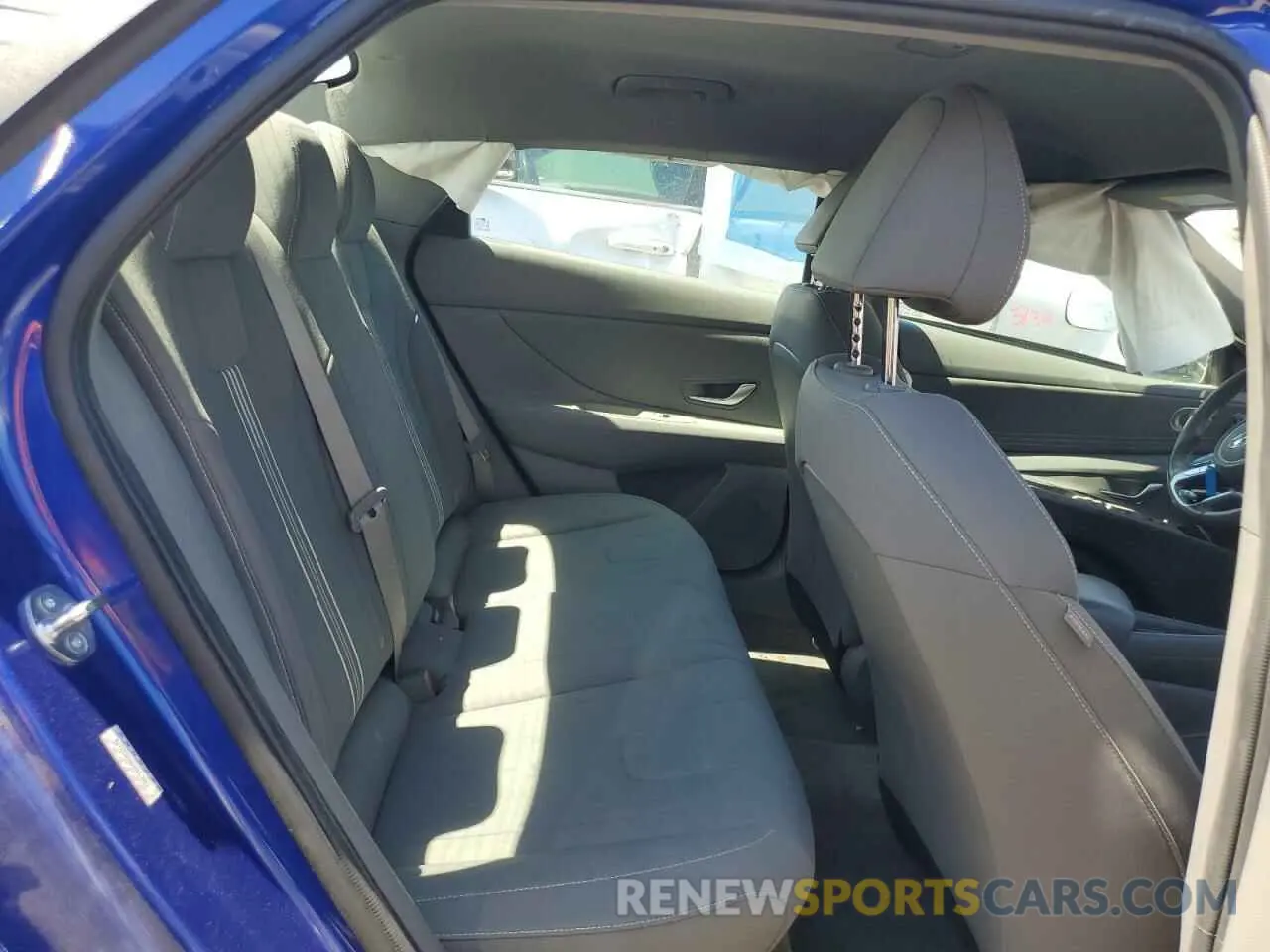 10 Photograph of a damaged car KMHLS4AG9PU633170 HYUNDAI ELANTRA 2023