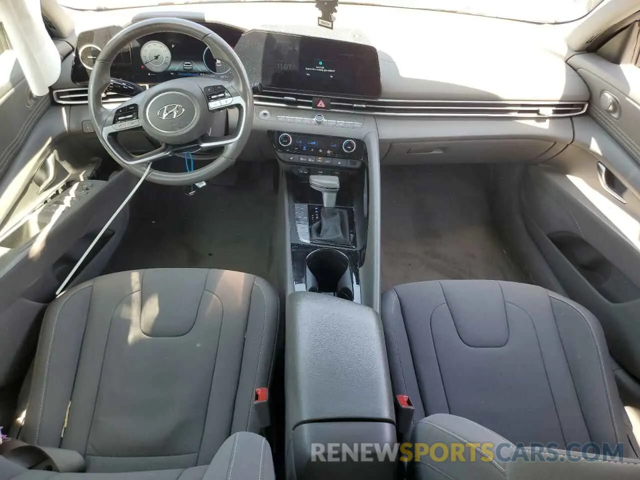 8 Photograph of a damaged car KMHLS4AG9PU633170 HYUNDAI ELANTRA 2023
