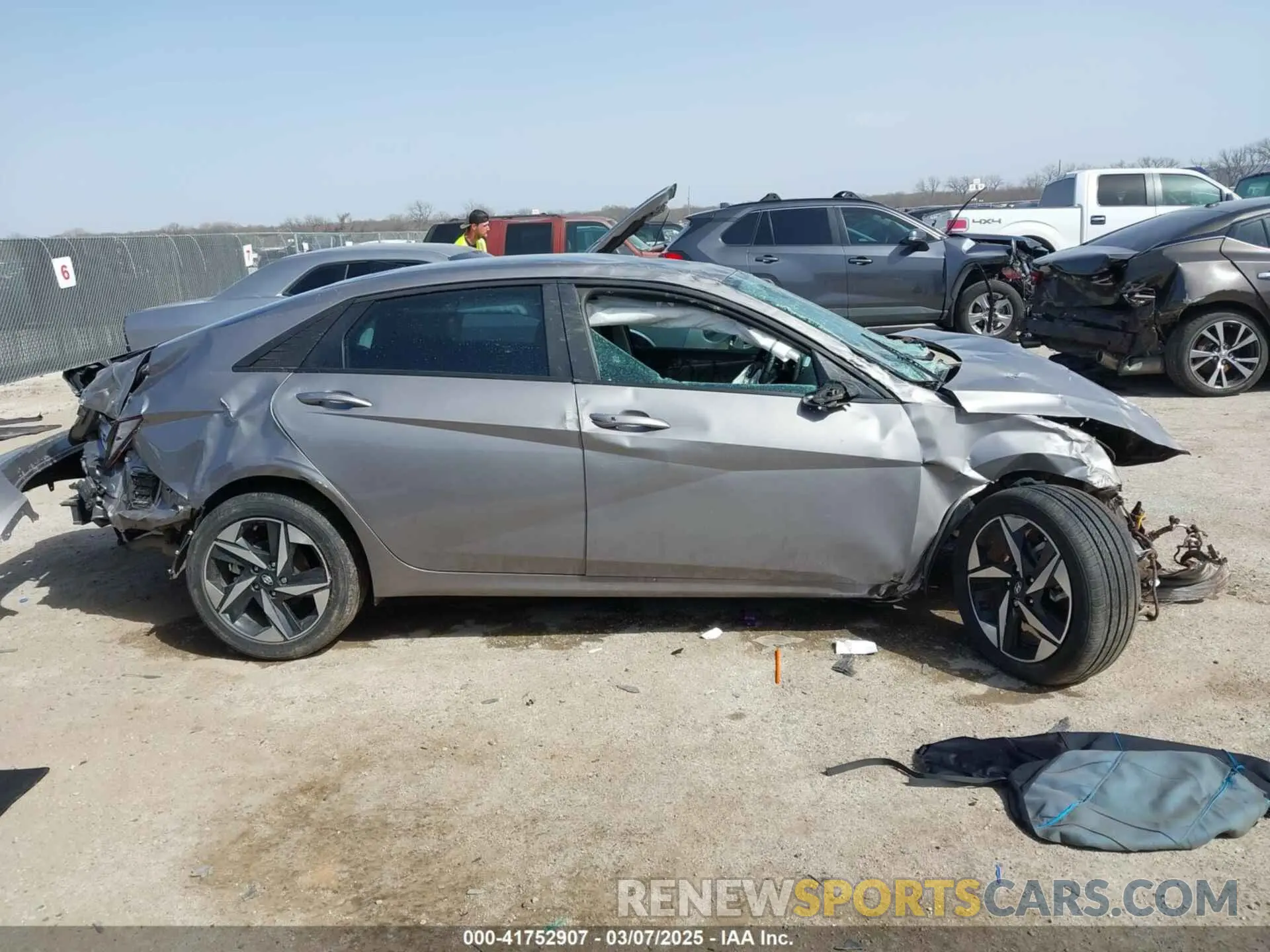 13 Фотография поврежденного автомобиля KMHLS4AGXPU561251 HYUNDAI ELANTRA 2023