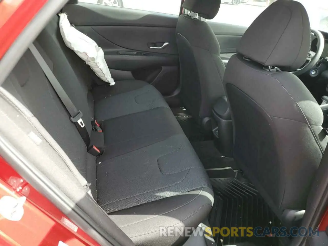 10 Photograph of a damaged car KMHLL4DG0RU651102 HYUNDAI ELANTRA 2024