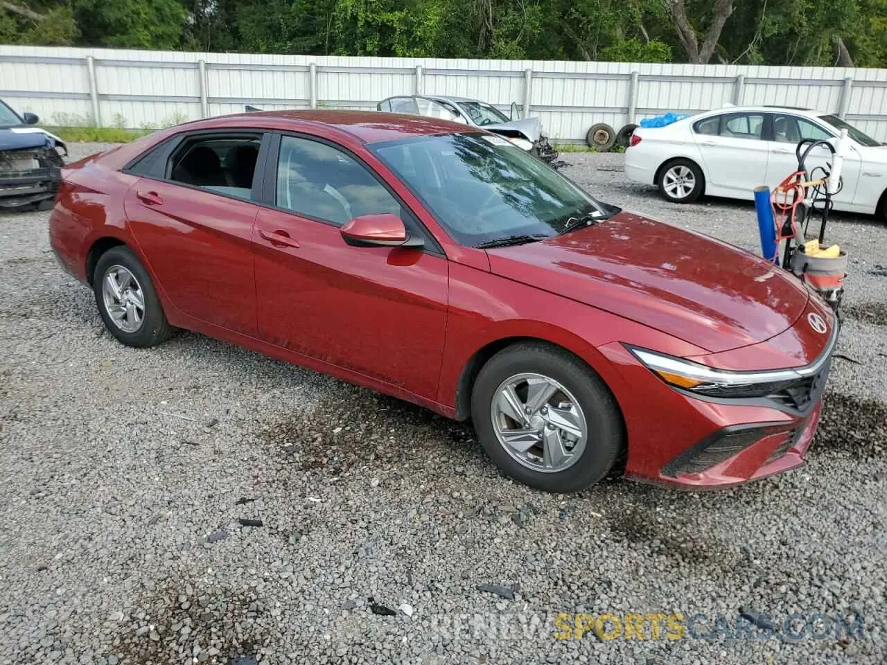 4 Photograph of a damaged car KMHLL4DG0RU651102 HYUNDAI ELANTRA 2024