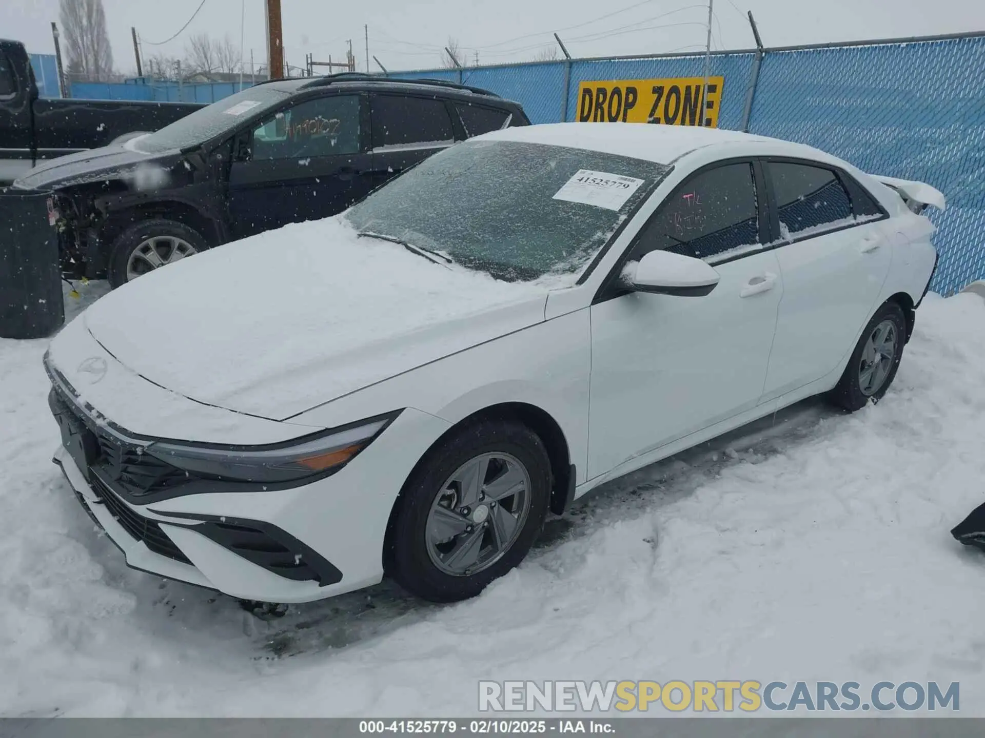 2 Photograph of a damaged car KMHLL4DG1RU764086 HYUNDAI ELANTRA 2024