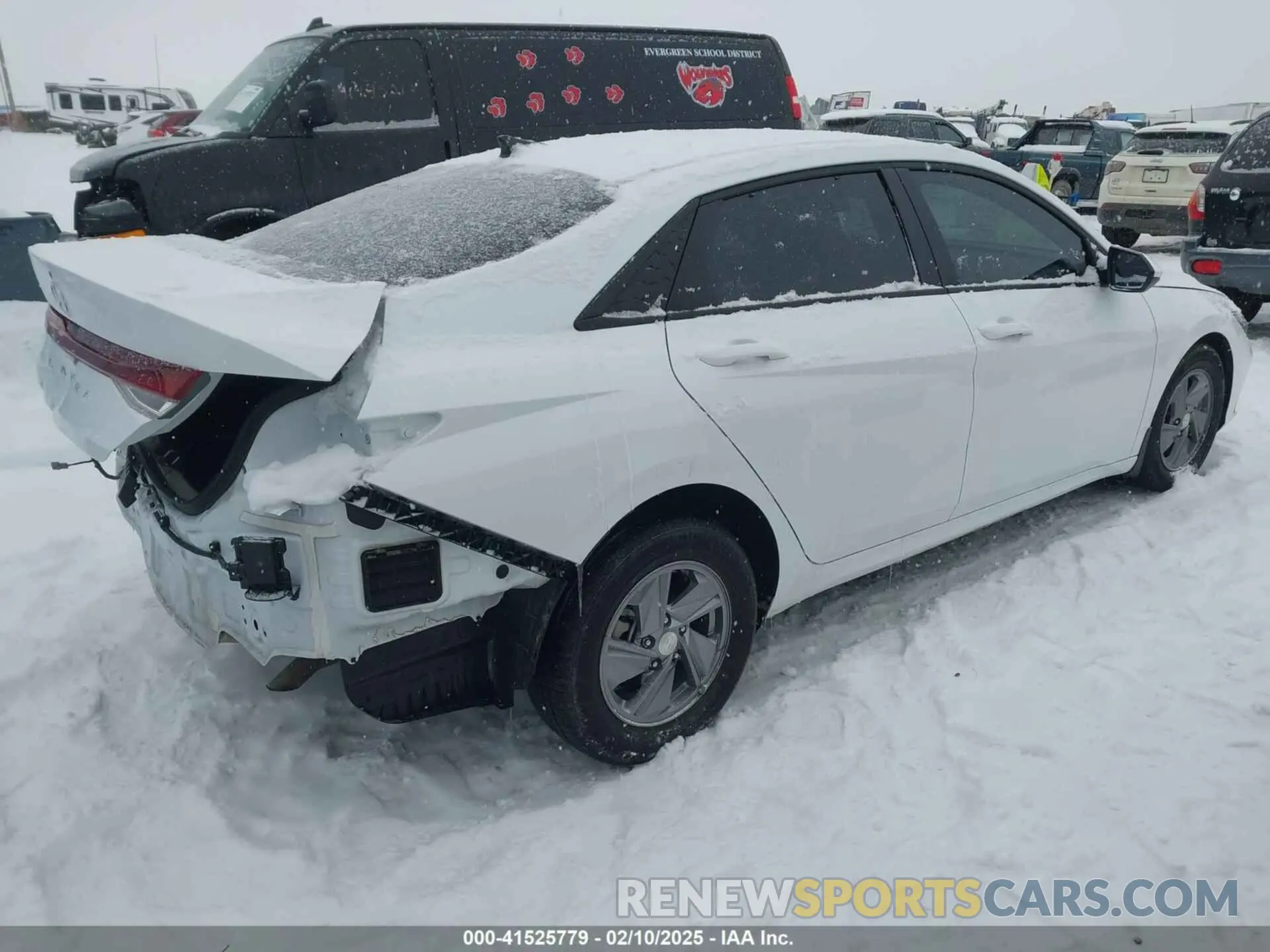 4 Photograph of a damaged car KMHLL4DG1RU764086 HYUNDAI ELANTRA 2024