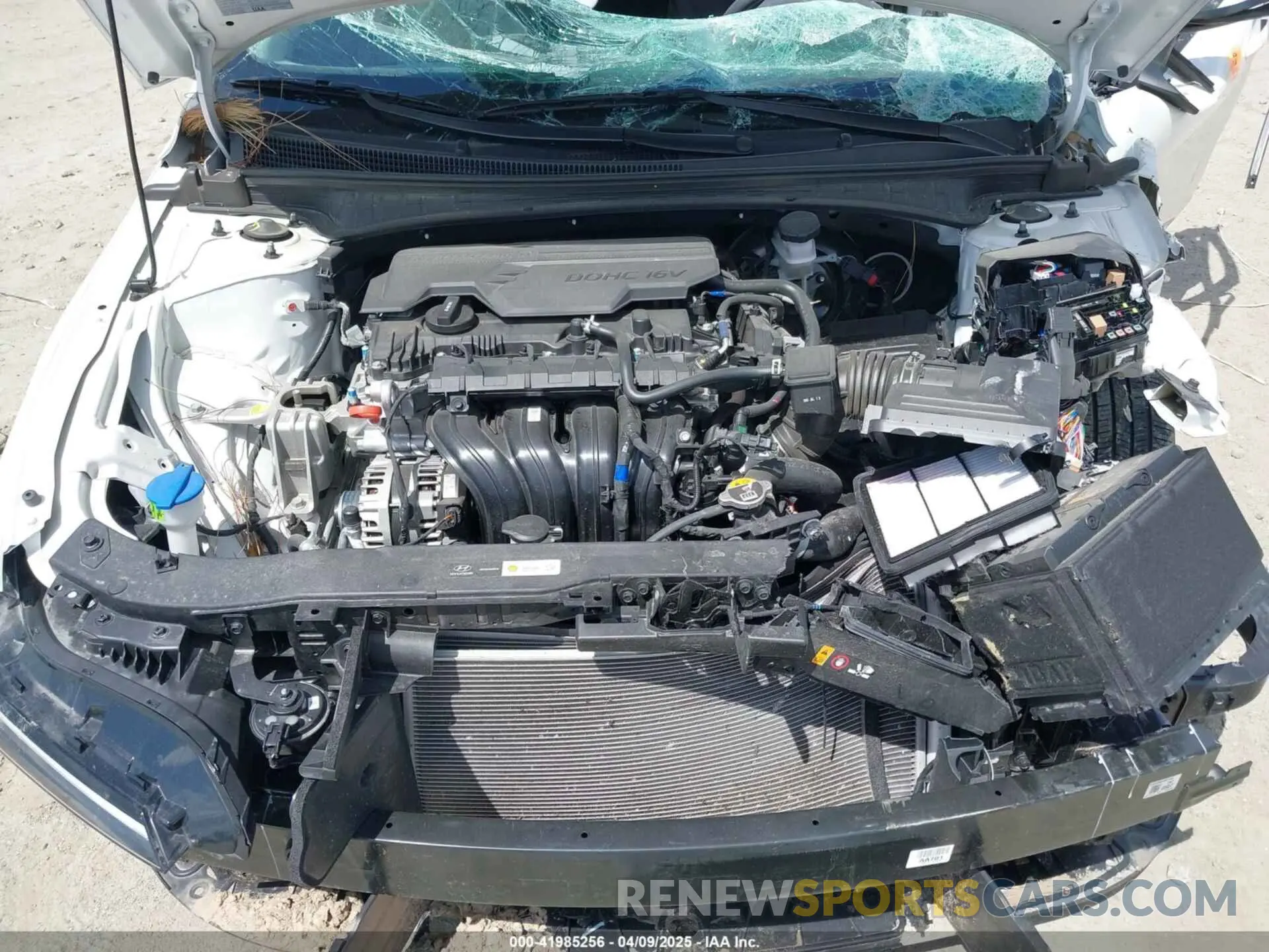 10 Photograph of a damaged car KMHLL4DG1RU798092 HYUNDAI ELANTRA 2024