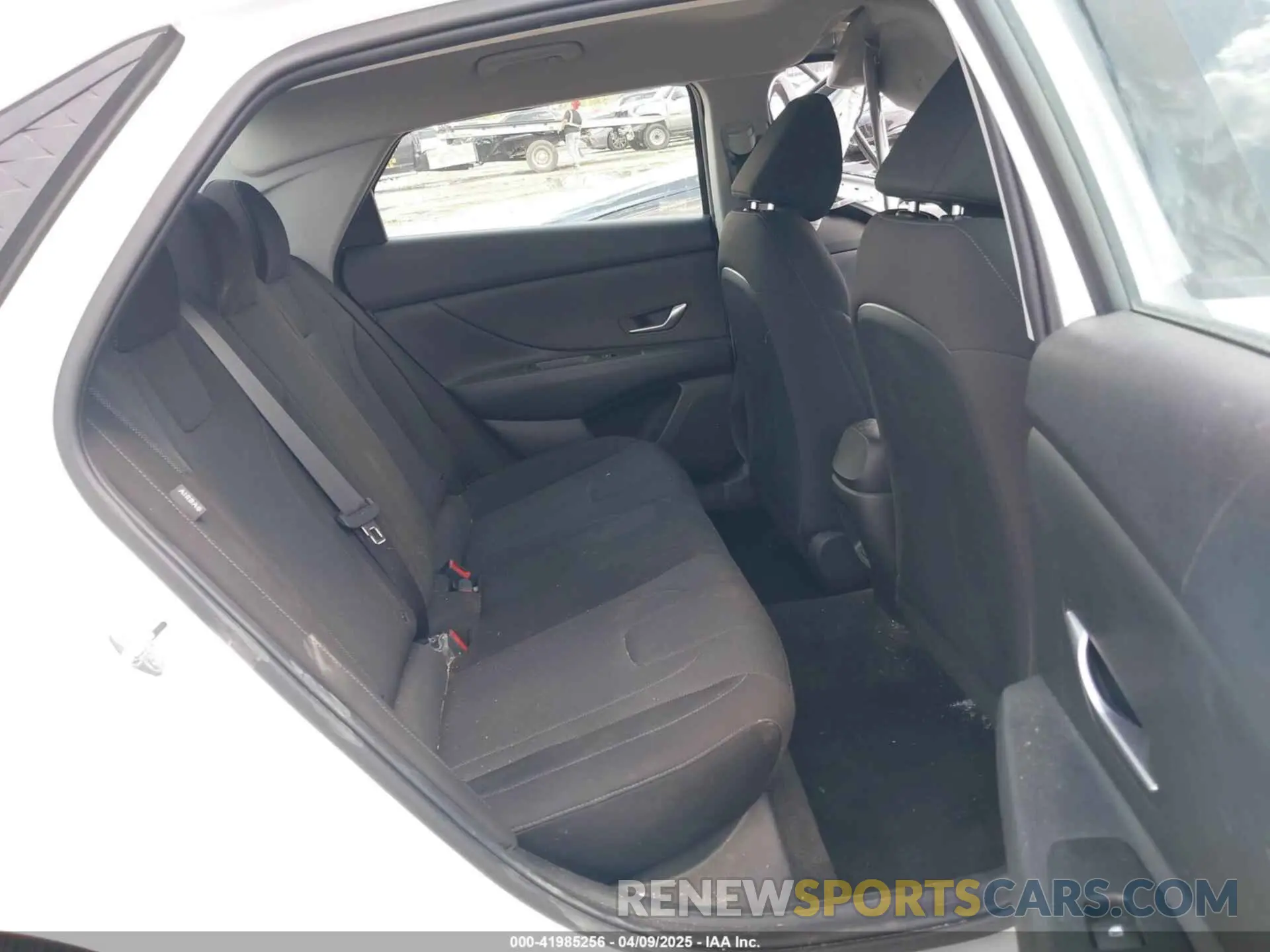 8 Photograph of a damaged car KMHLL4DG1RU798092 HYUNDAI ELANTRA 2024
