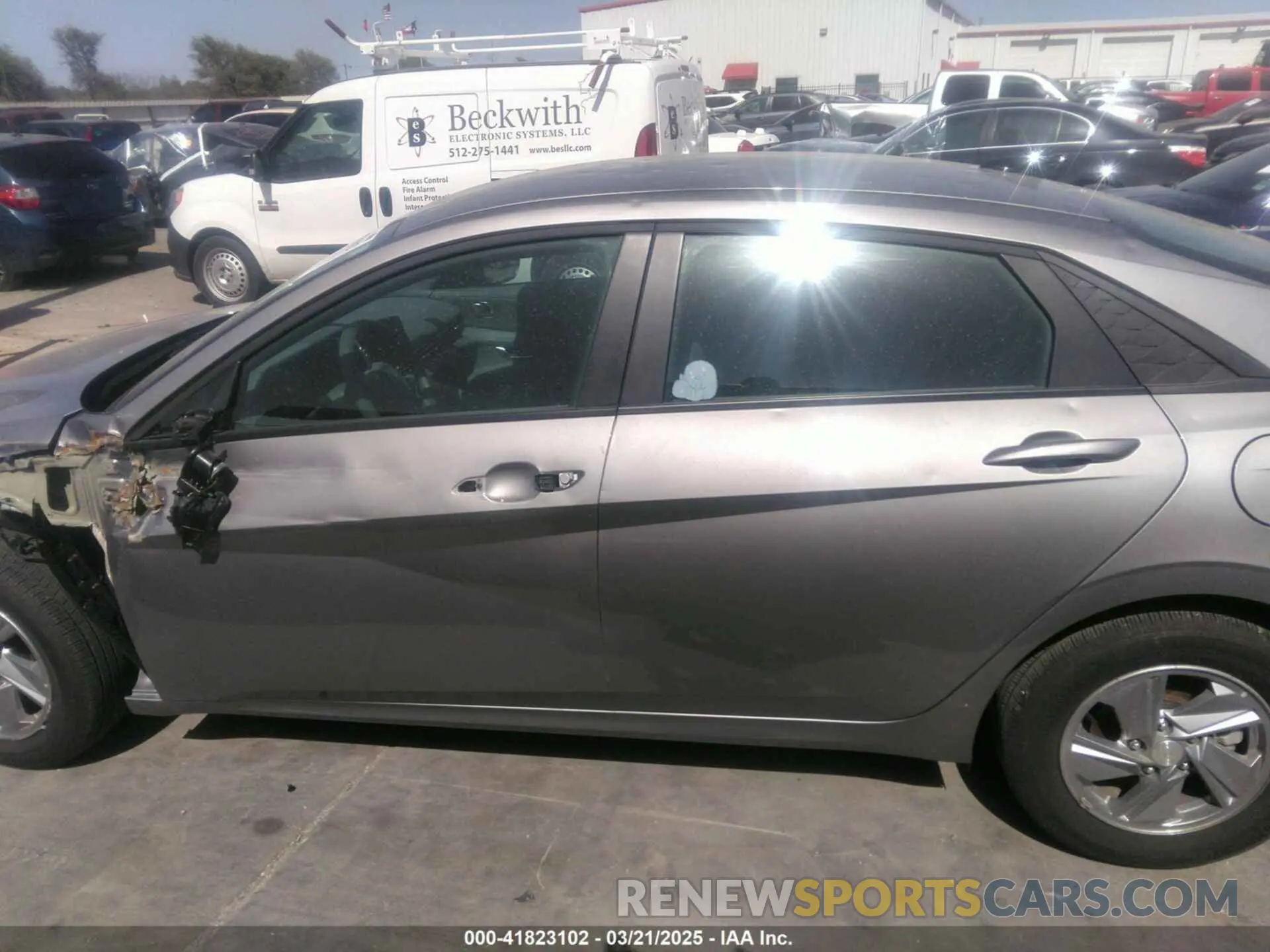 13 Фотография поврежденного автомобиля KMHLL4DG1RU834220 HYUNDAI ELANTRA 2024