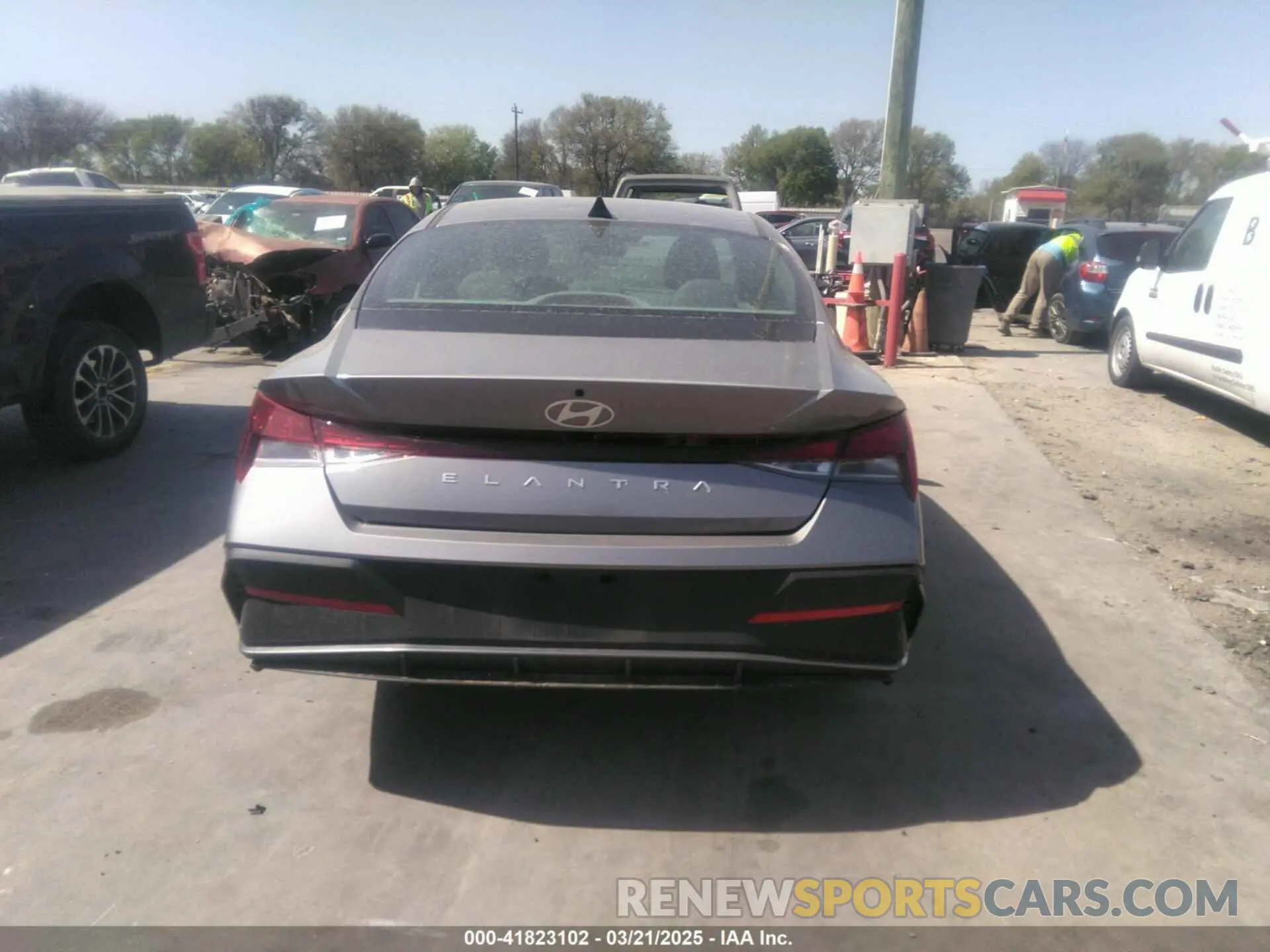 15 Фотография поврежденного автомобиля KMHLL4DG1RU834220 HYUNDAI ELANTRA 2024