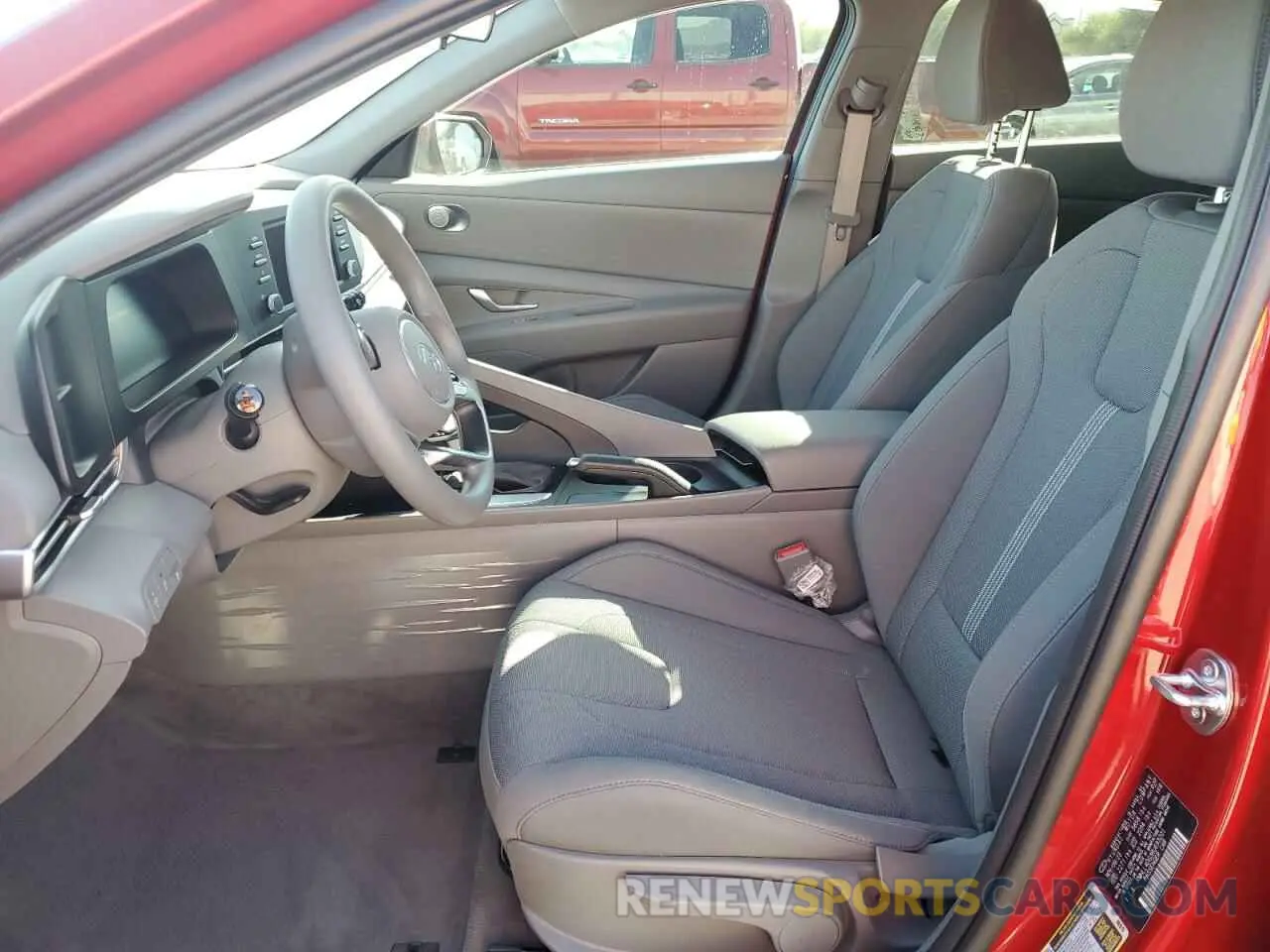 7 Photograph of a damaged car KMHLL4DG3RU693201 HYUNDAI ELANTRA 2024