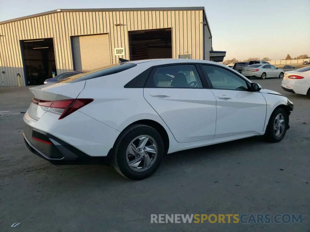 3 Фотография поврежденного автомобиля KMHLL4DG3RU775543 HYUNDAI ELANTRA 2024