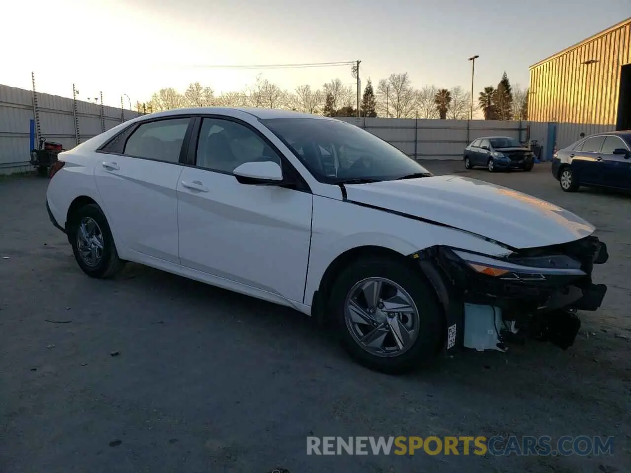 4 Фотография поврежденного автомобиля KMHLL4DG3RU775543 HYUNDAI ELANTRA 2024