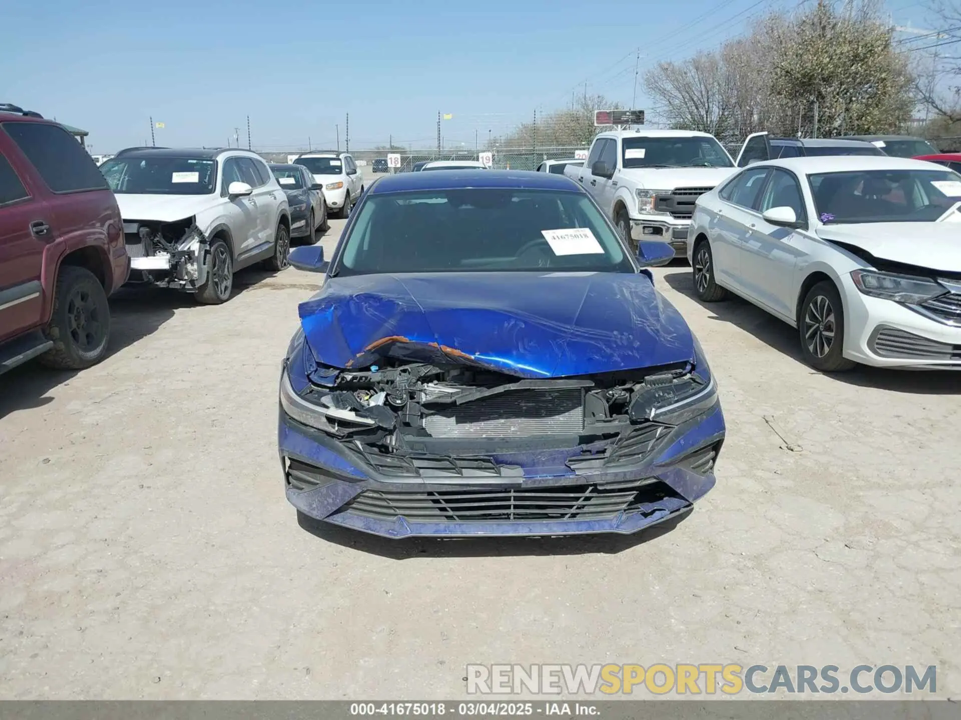 12 Фотография поврежденного автомобиля KMHLL4DG3RU829536 HYUNDAI ELANTRA 2024