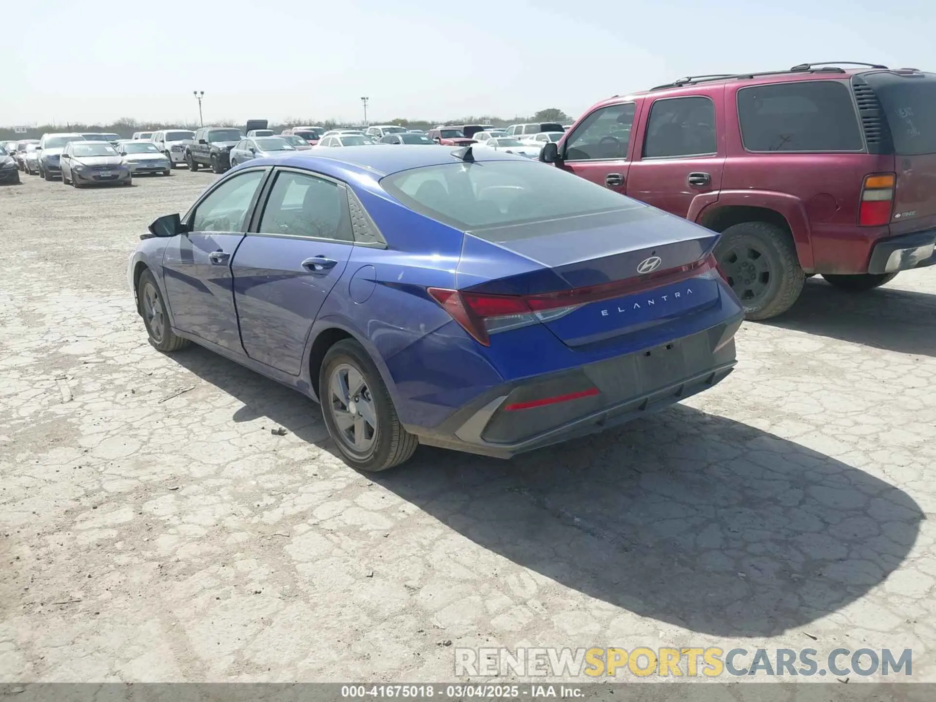 3 Фотография поврежденного автомобиля KMHLL4DG3RU829536 HYUNDAI ELANTRA 2024