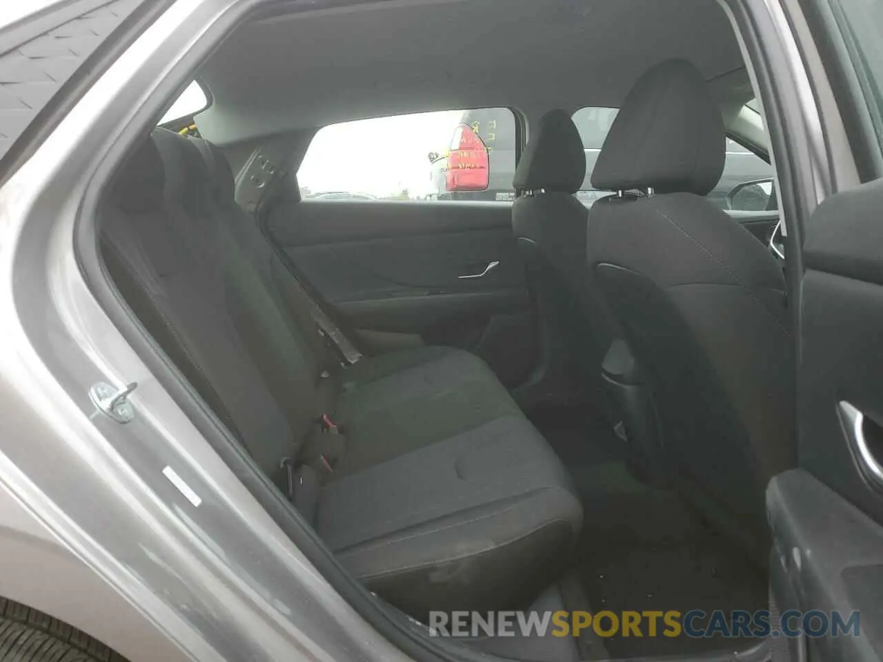 10 Фотография поврежденного автомобиля KMHLL4DG4RU842506 HYUNDAI ELANTRA 2024