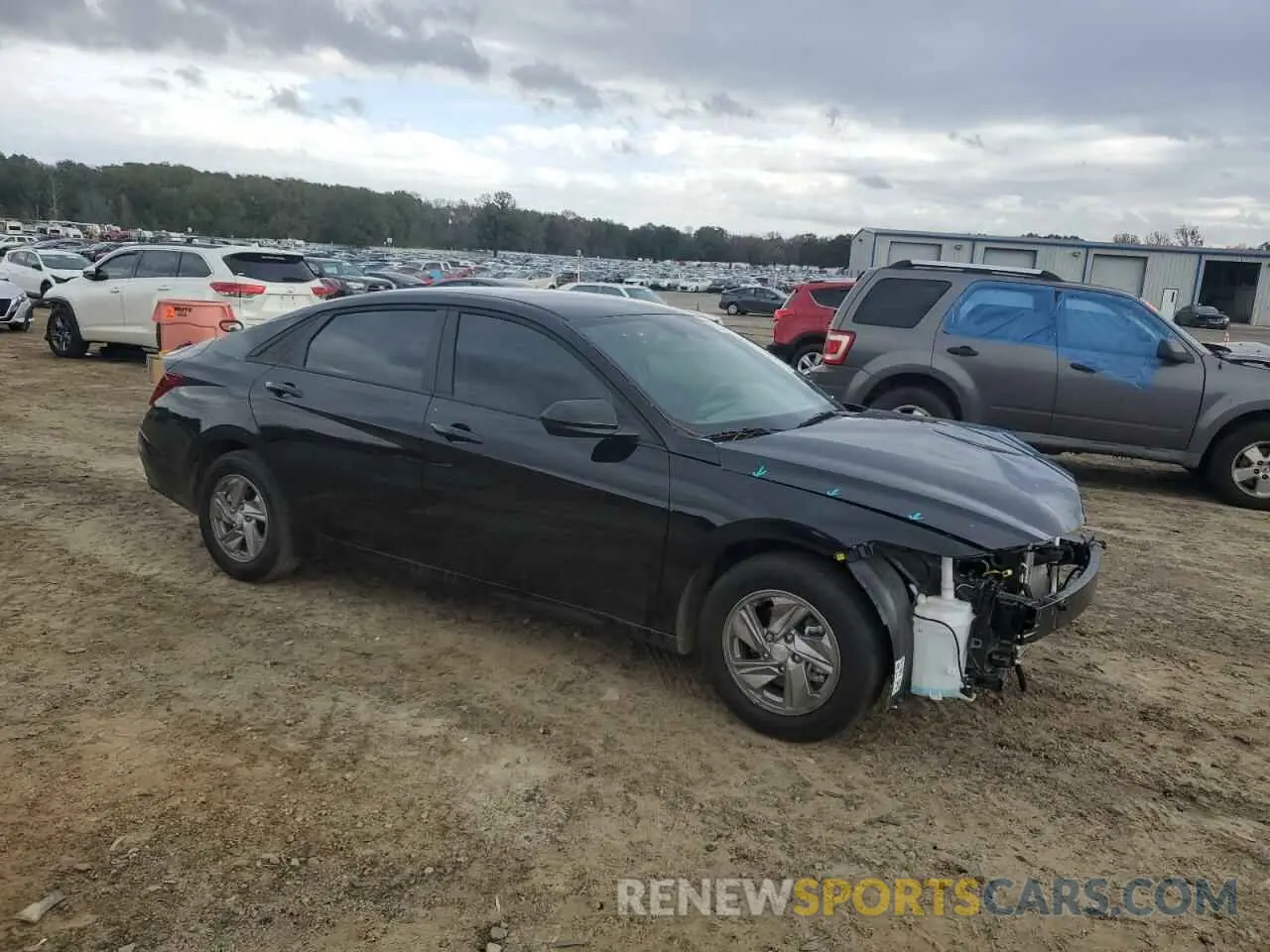 4 Photograph of a damaged car KMHLL4DG4RU850833 HYUNDAI ELANTRA 2024