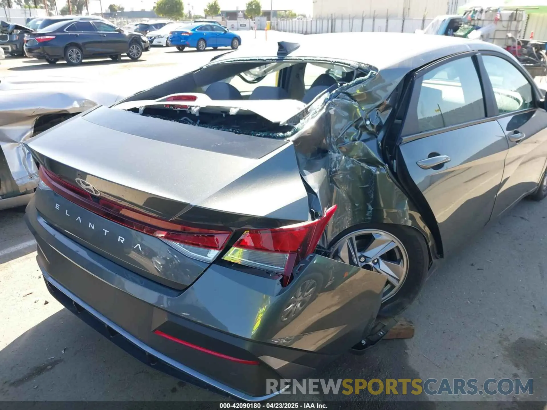 19 Photograph of a damaged car KMHLL4DG5RU841235 HYUNDAI ELANTRA 2024
