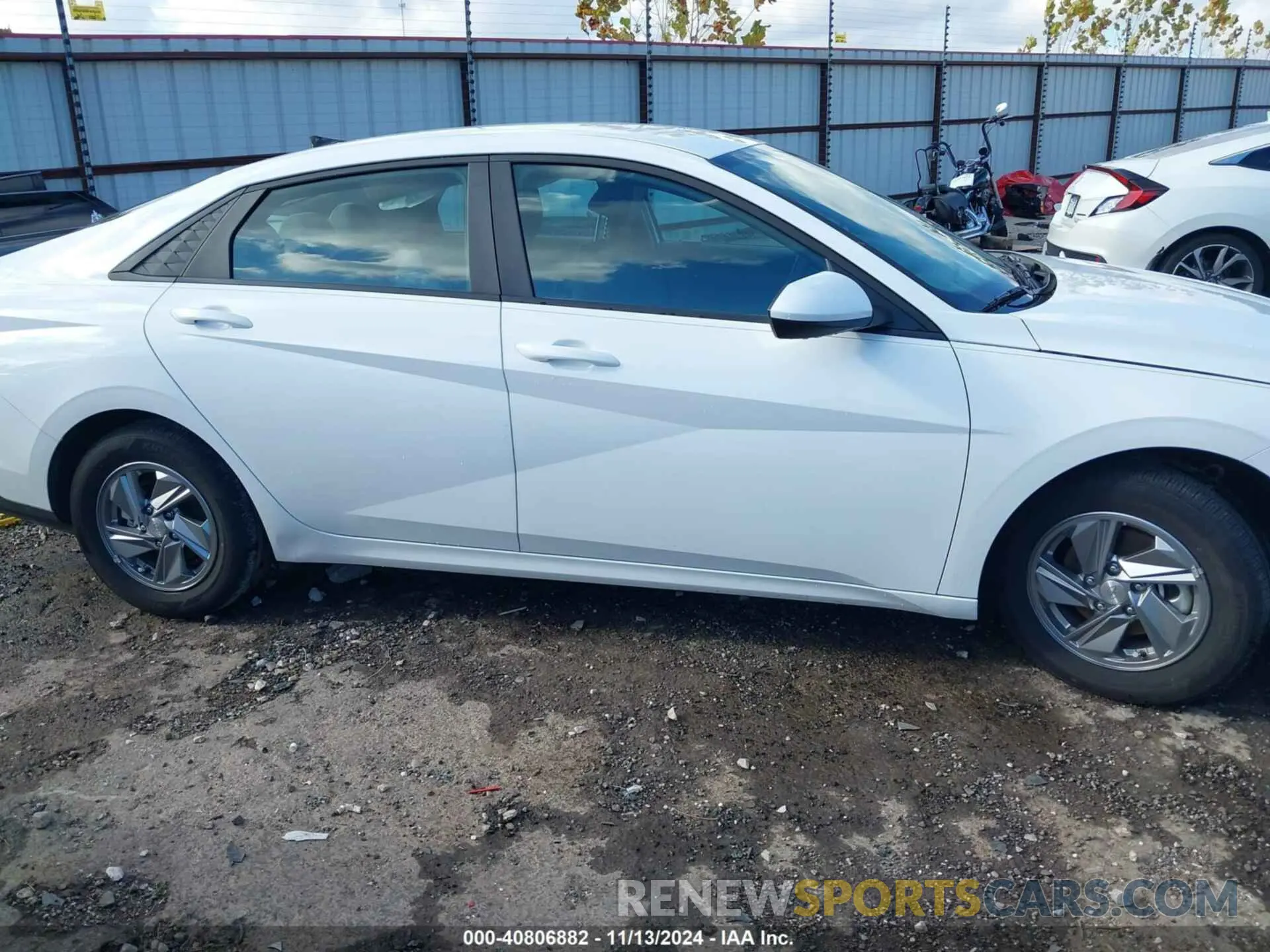 13 Photograph of a damaged car KMHLL4DG6RU716325 HYUNDAI ELANTRA 2024