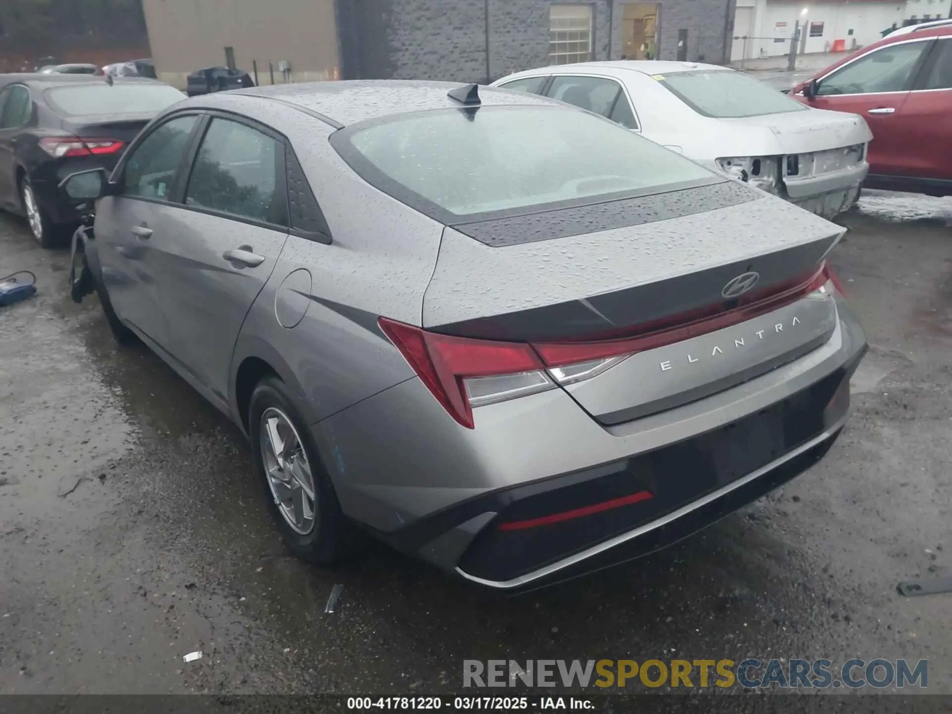 3 Photograph of a damaged car KMHLL4DG7RU837901 HYUNDAI ELANTRA 2024