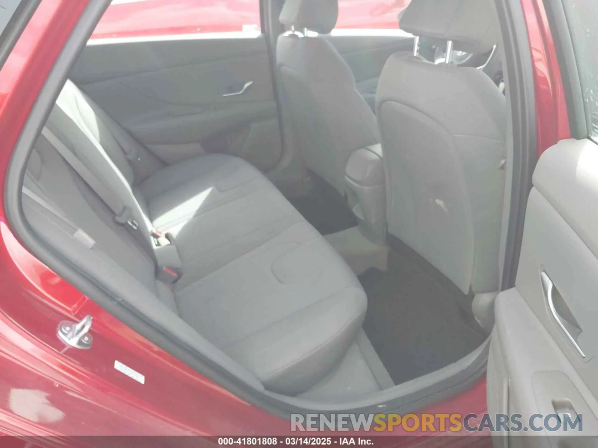 8 Photograph of a damaged car KMHLL4DG7RU851961 HYUNDAI ELANTRA 2024