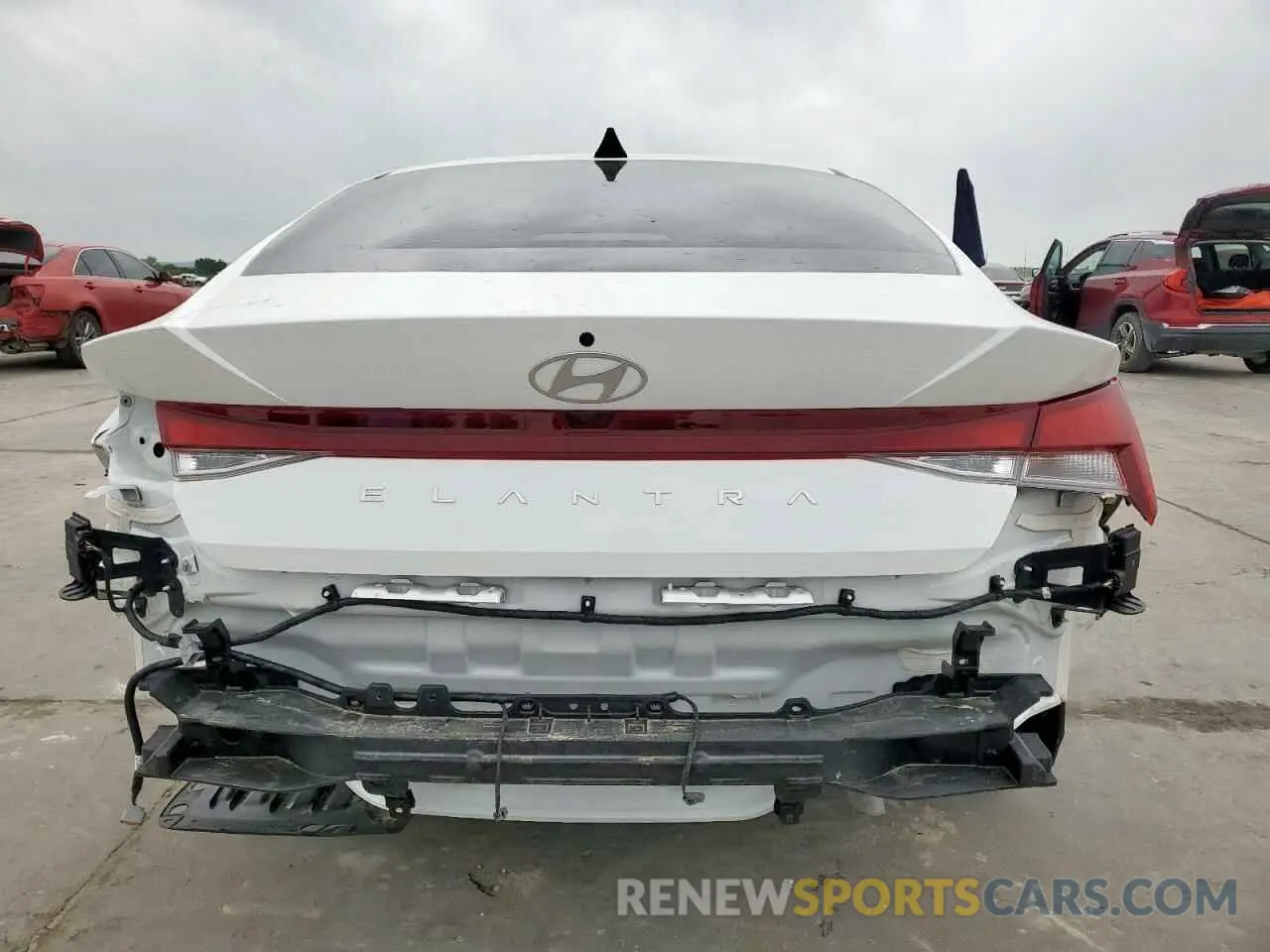 6 Photograph of a damaged car KMHLL4DG8RU761833 HYUNDAI ELANTRA 2024