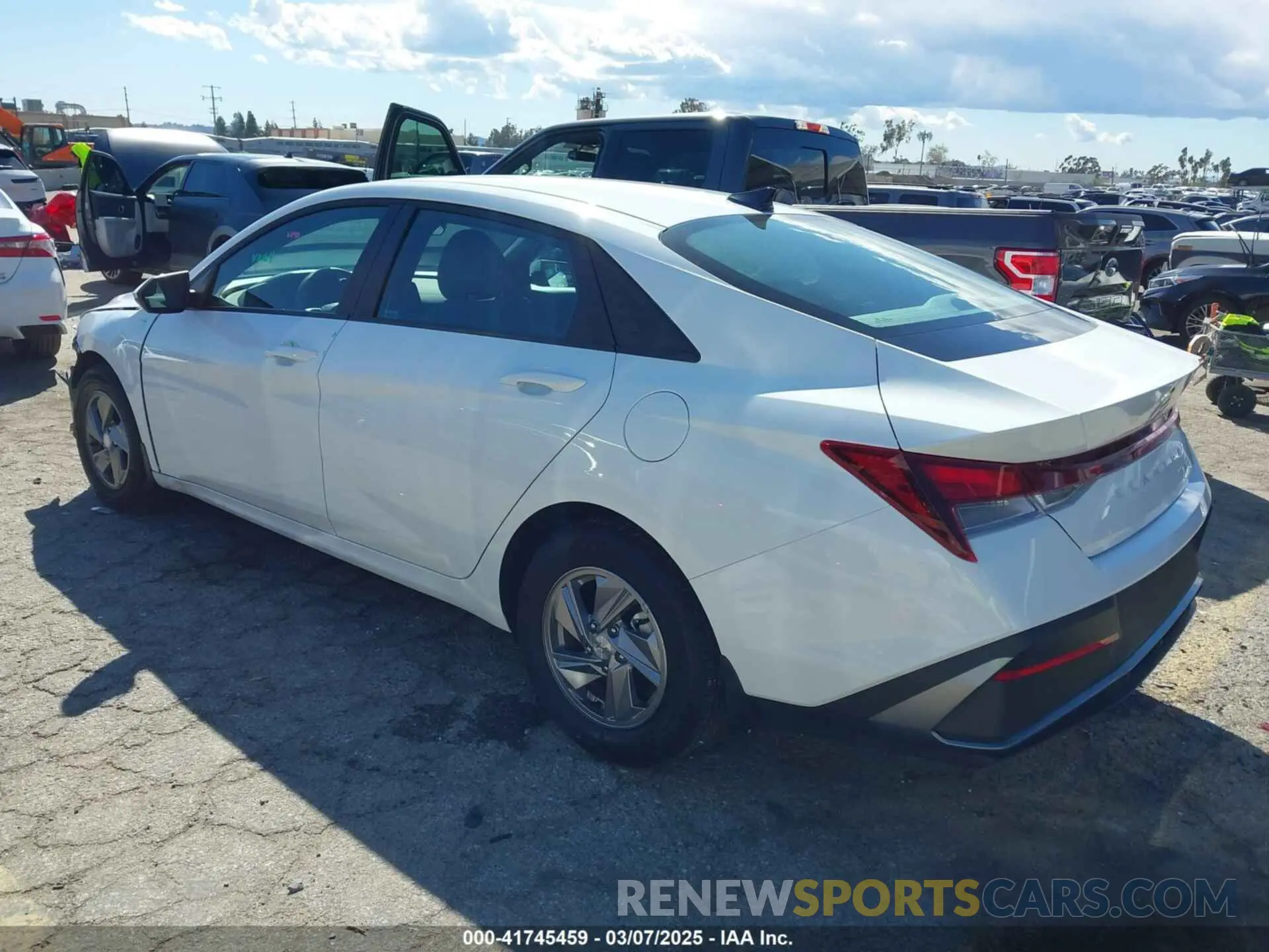 3 Photograph of a damaged car KMHLL4DG8RU815244 HYUNDAI ELANTRA 2024
